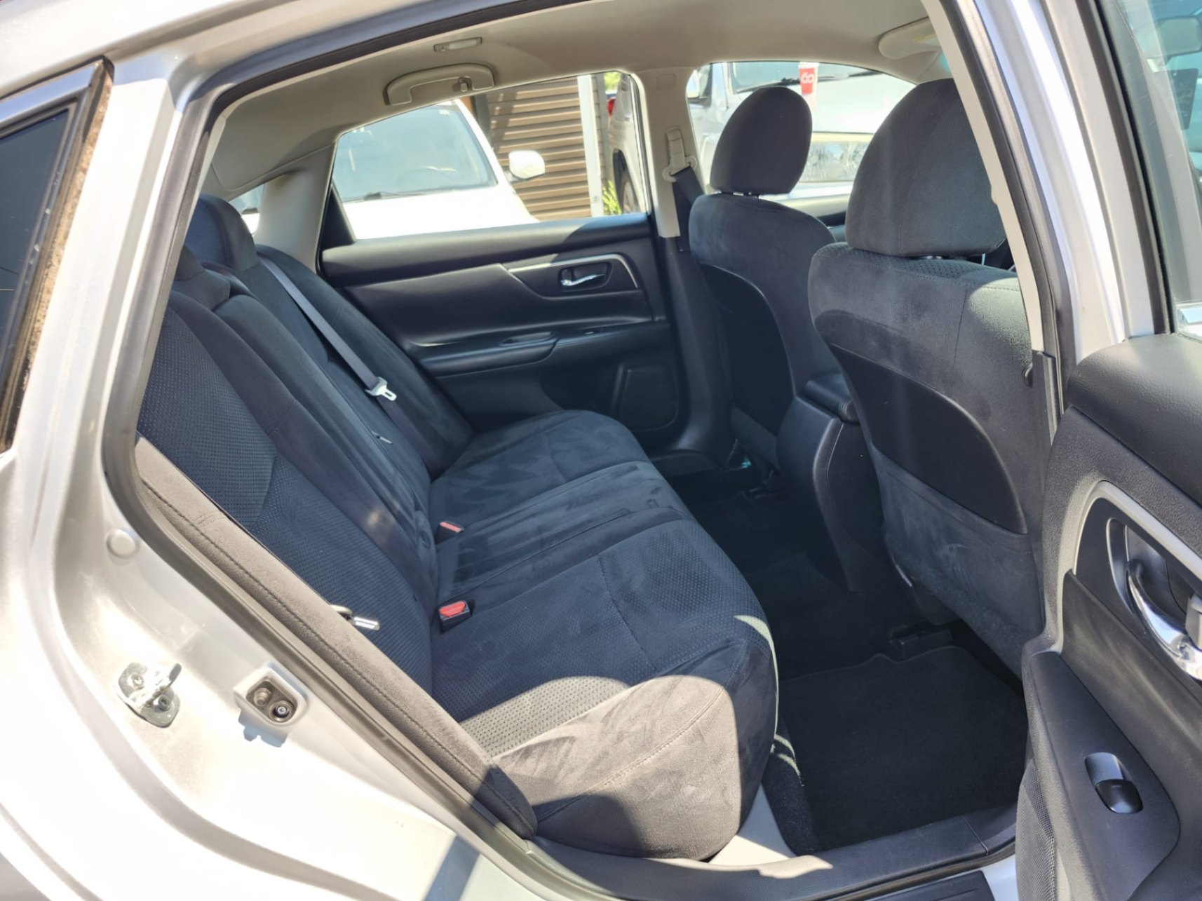 /rahmanmotors/2015-Nissan-Altima-10353441523098539.jpg