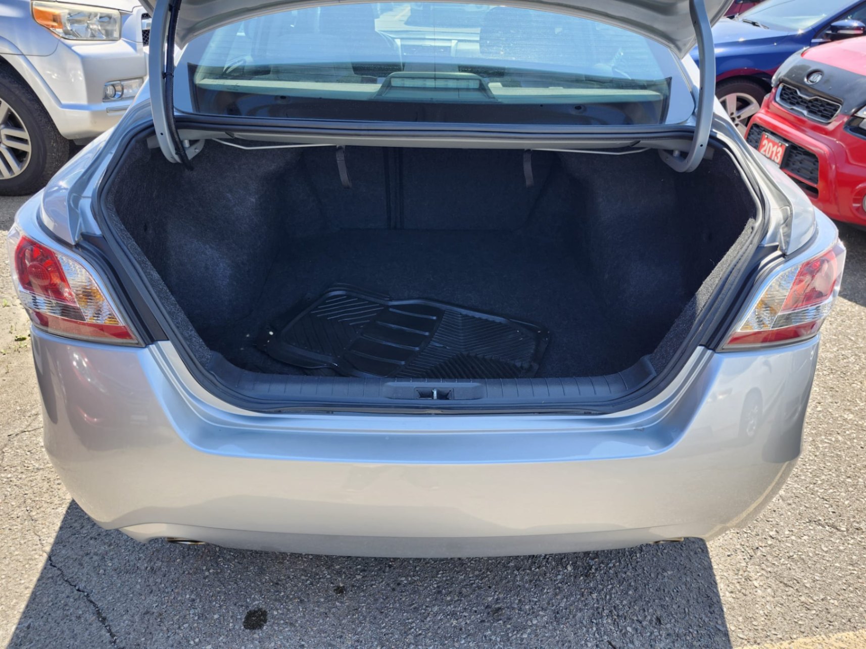 /rahmanmotors/2015-Nissan-Altima-34254980878185526.jpg