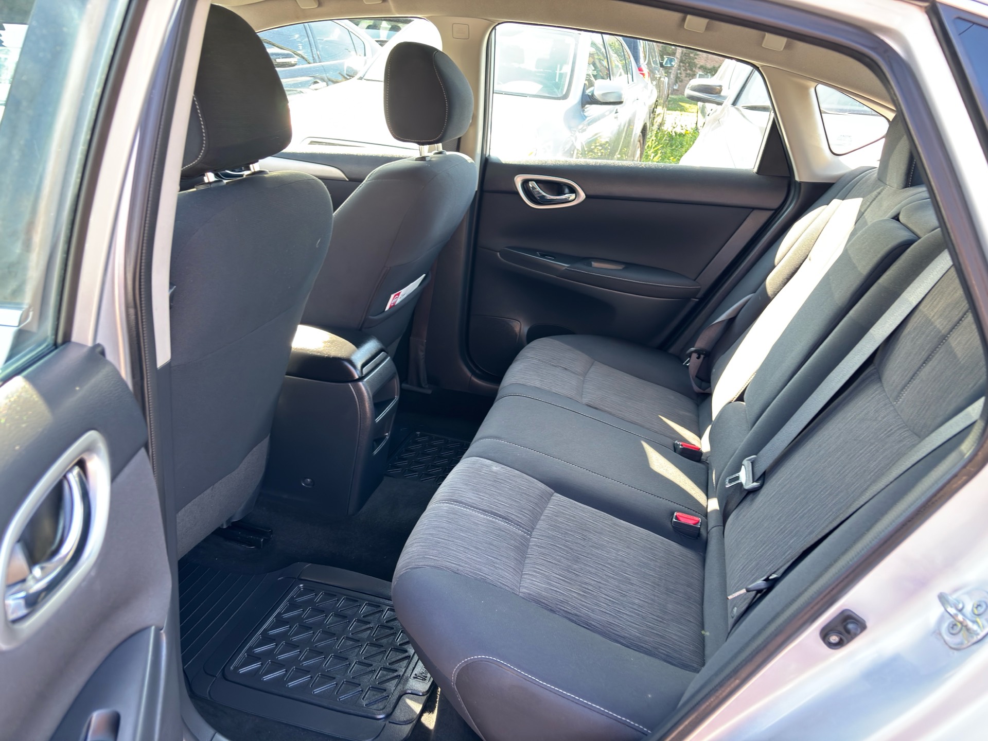 /rahmanmotors/2015-Nissan-Sentra-940243205625739.jpg
