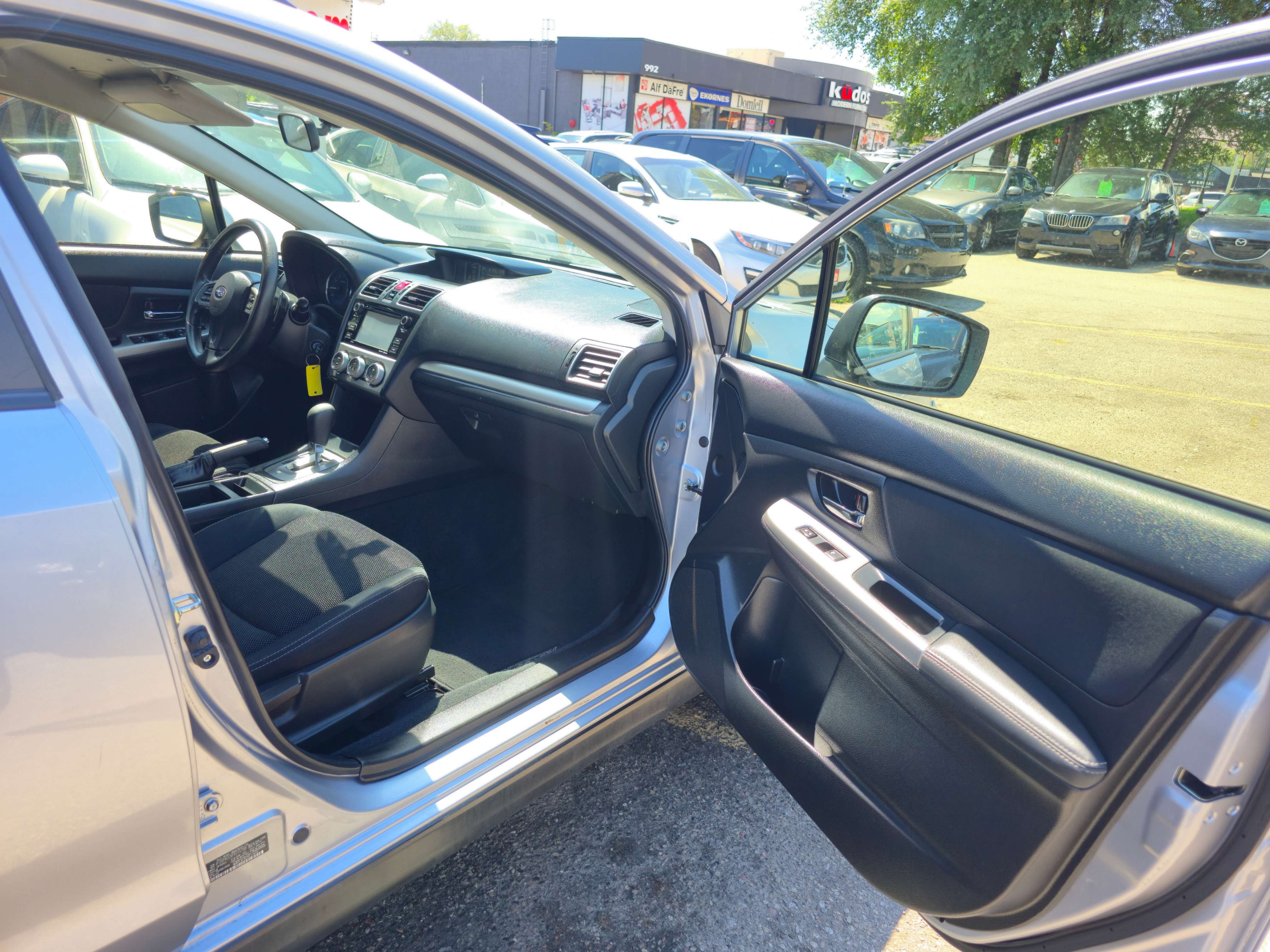 /rahmanmotors/2015-Subaru-XVCrosstrek-4416851079845938.jpg