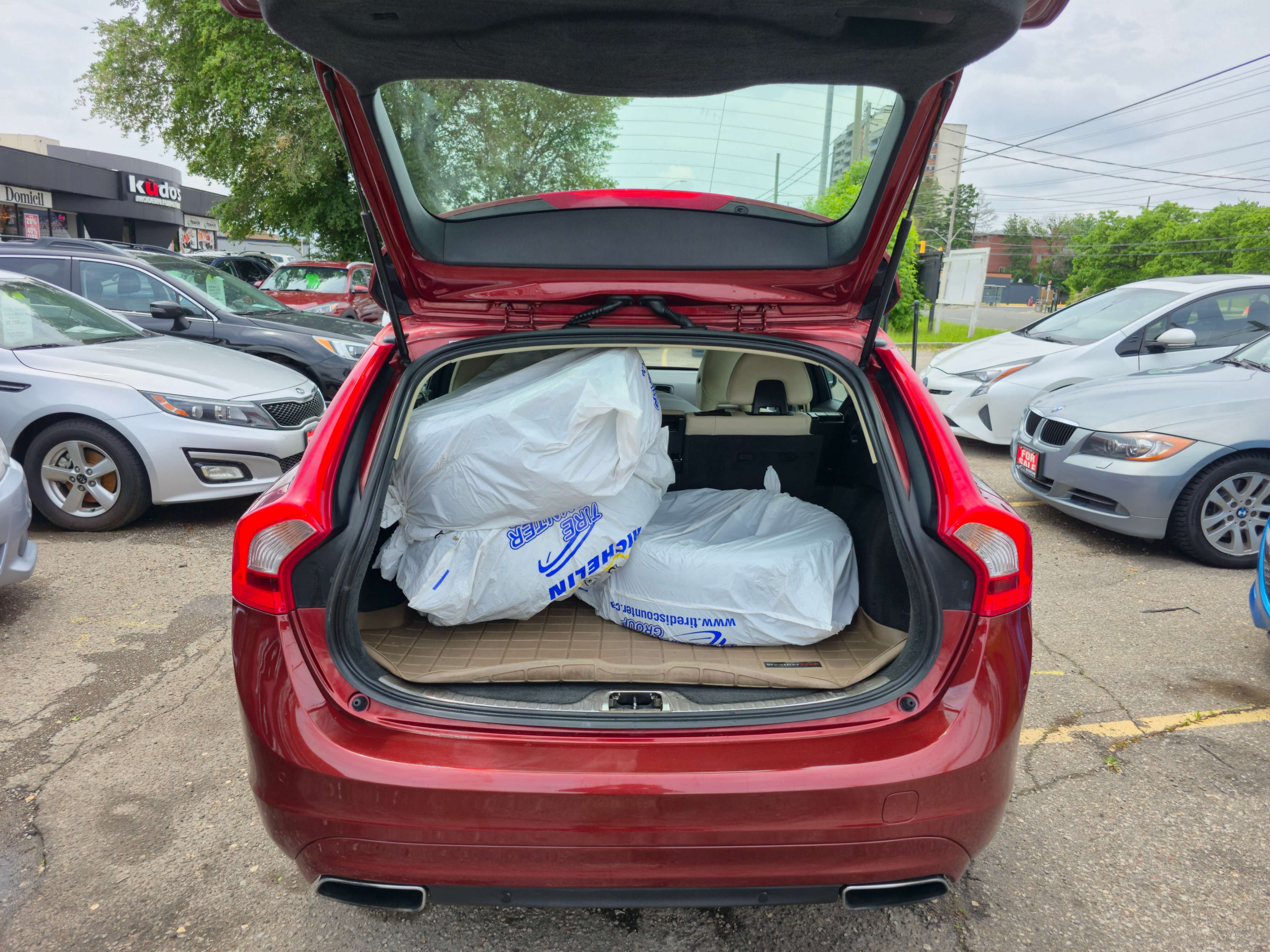 /rahmanmotors/2015-Volvo-V60-07366730532786359.jpg