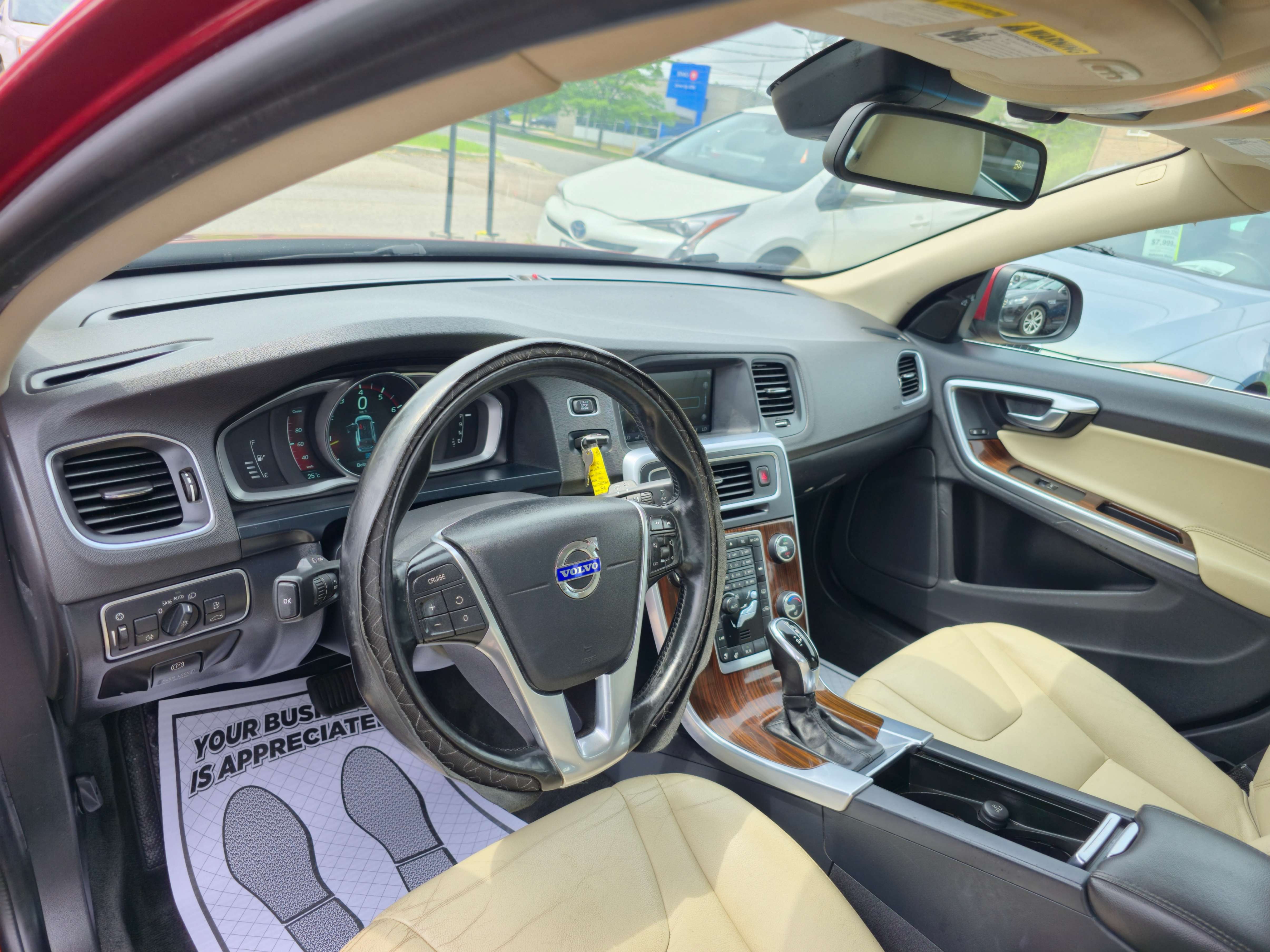 /rahmanmotors/2015-Volvo-V60-35539541216252135.jpg