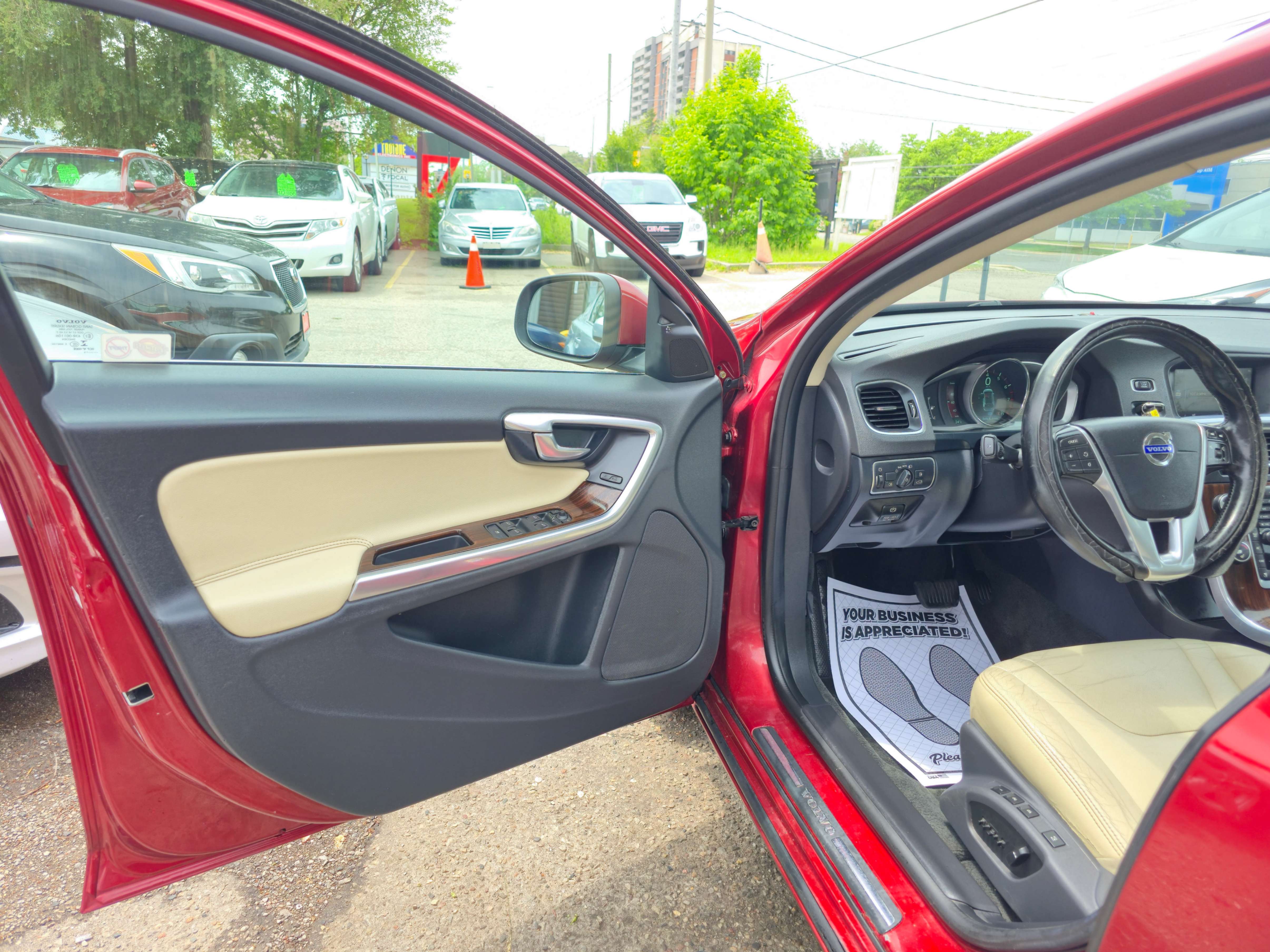 /rahmanmotors/2015-Volvo-V60-7506894023117059.jpg