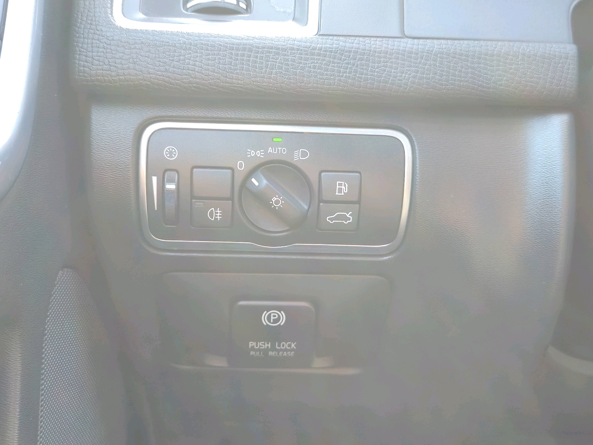 /rahmanmotors/2015-Volvo-XC60-2861811086097046.jpg