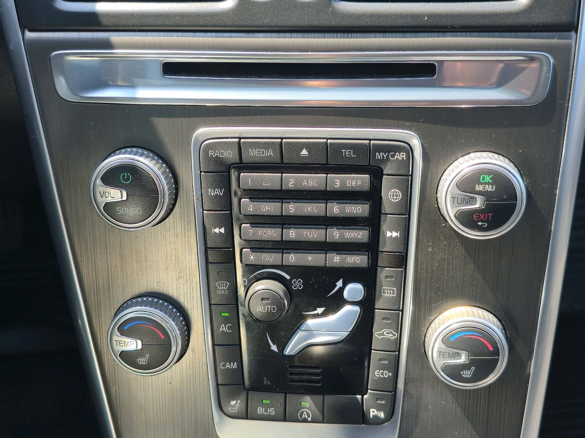 /rahmanmotors/2015-Volvo-XC60-6334664215338786.jpg