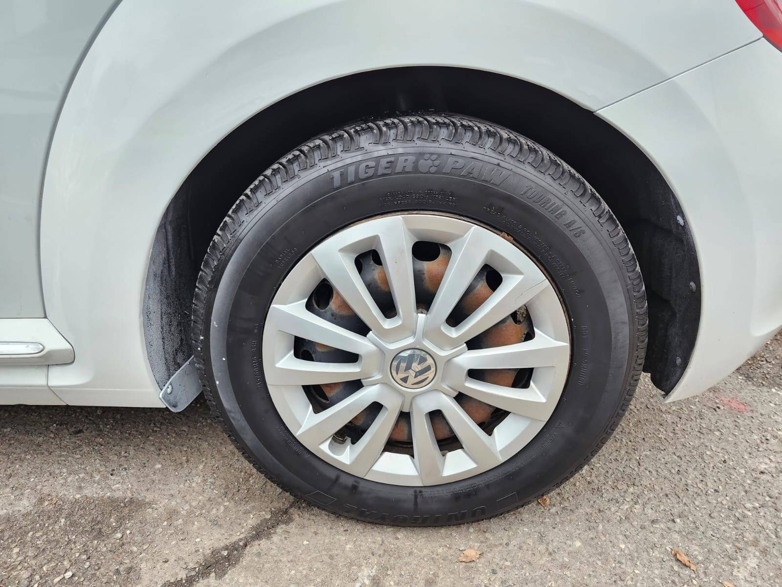 /rahmanmotors/2016-Volkswagen-Beetle-6156356366397486.jpg