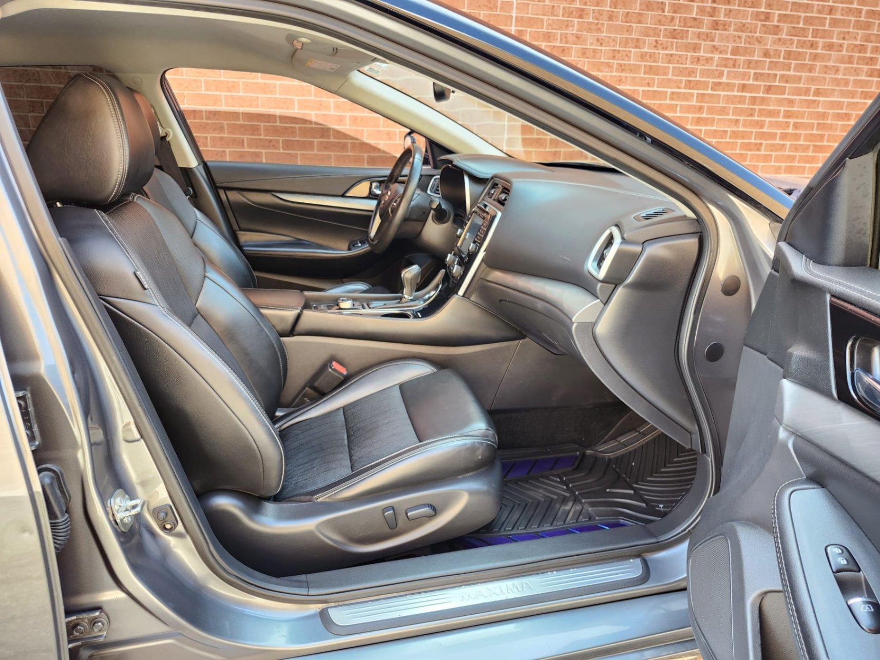 /rahmanmotors/2017-Nissan-Maxima-4253149061757442.jpg
