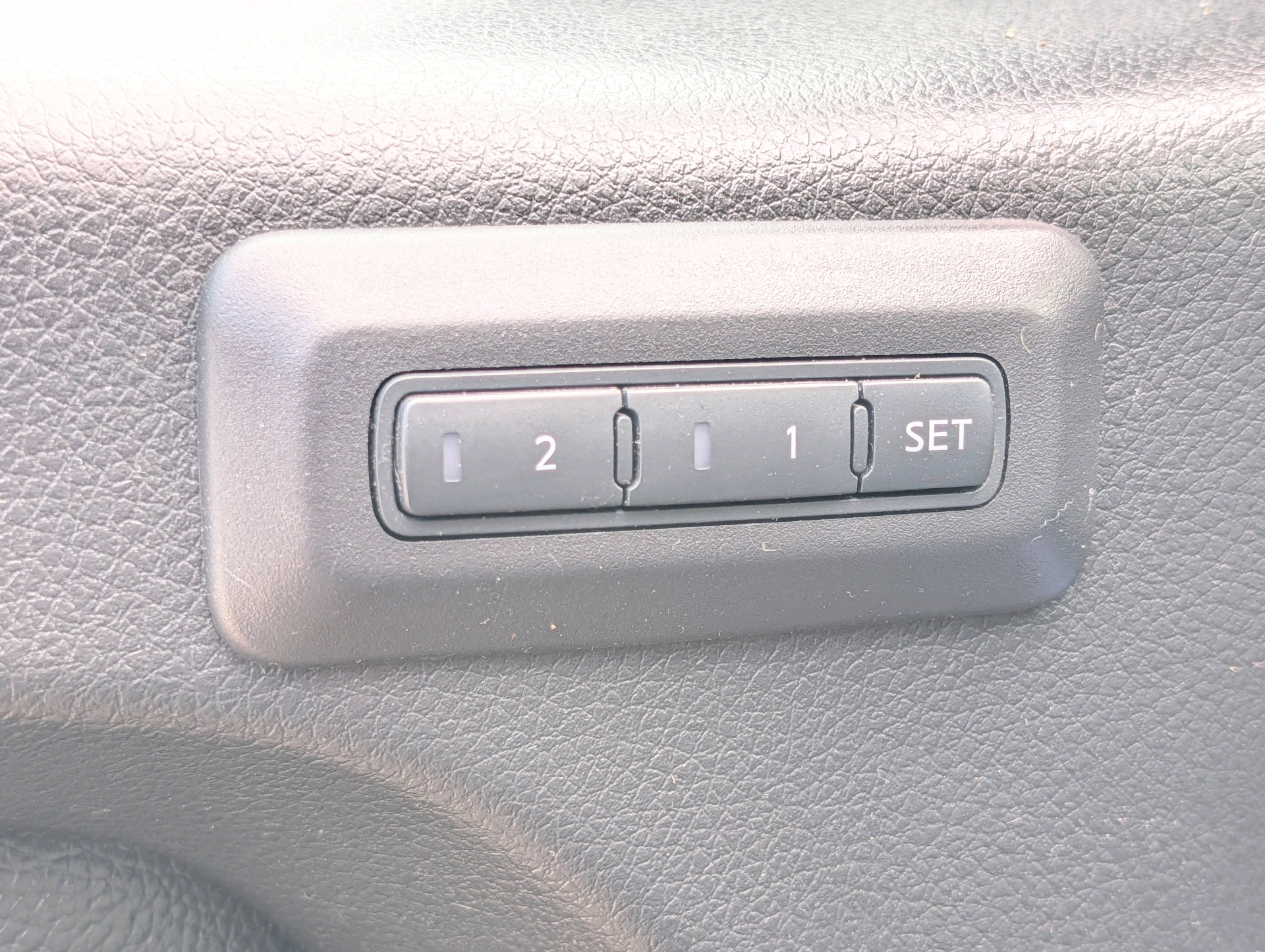 /rahmanmotors/2017-Nissan-Titan-3646624526559825.jpg