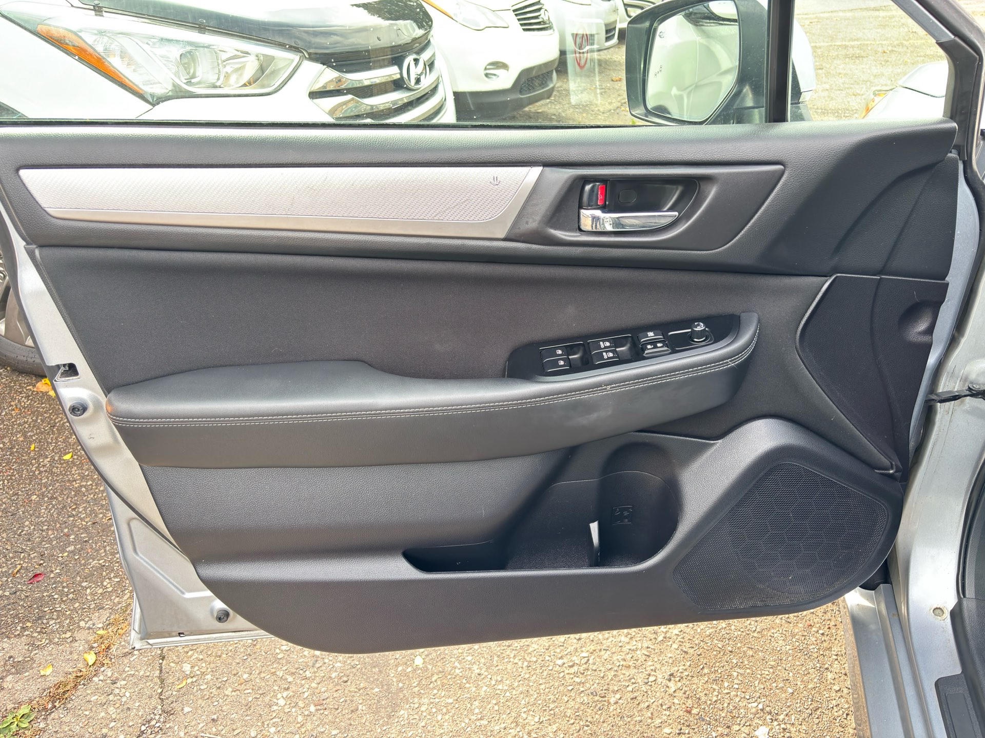 /rahmanmotors/2017-Subaru-Legacy-1568116938360371.jpg