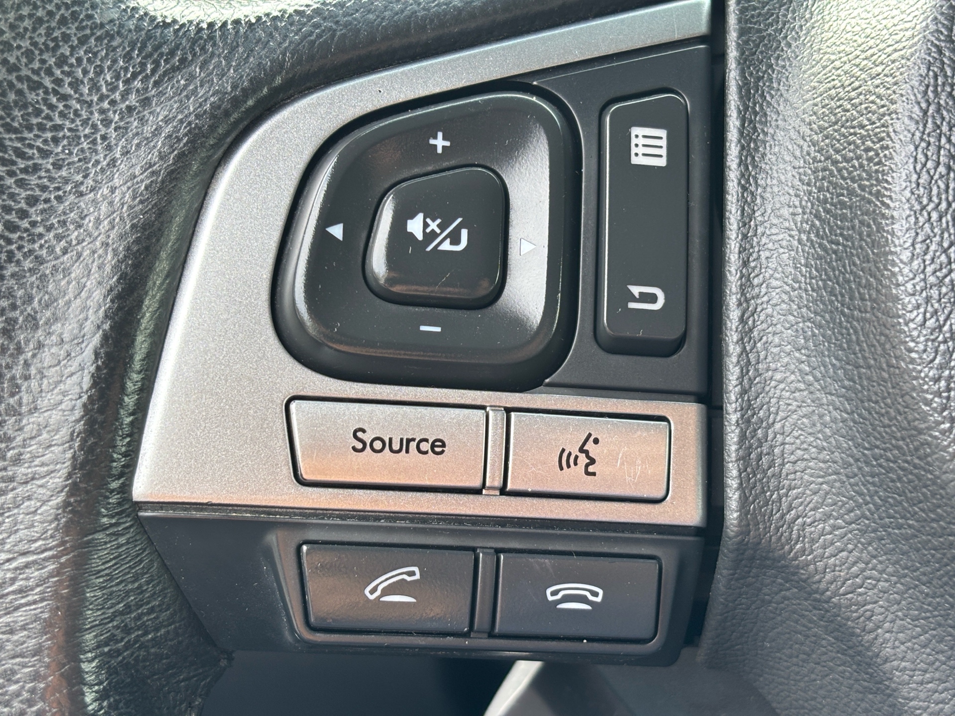 /rahmanmotors/2017-Subaru-Legacy-8128990412105739.jpg