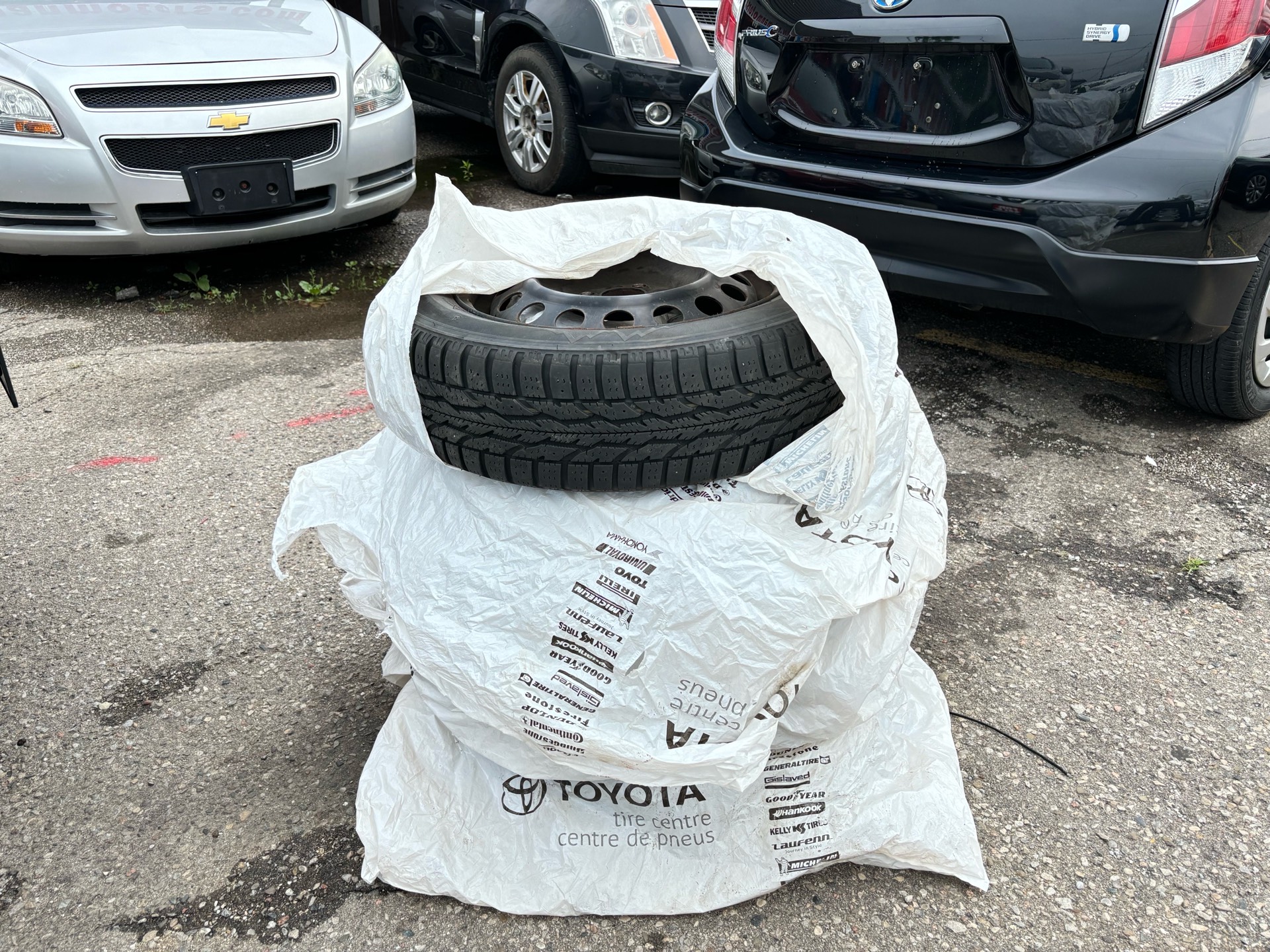 /rahmanmotors/2017-Toyota-Priusc-25671383655888214.jpg