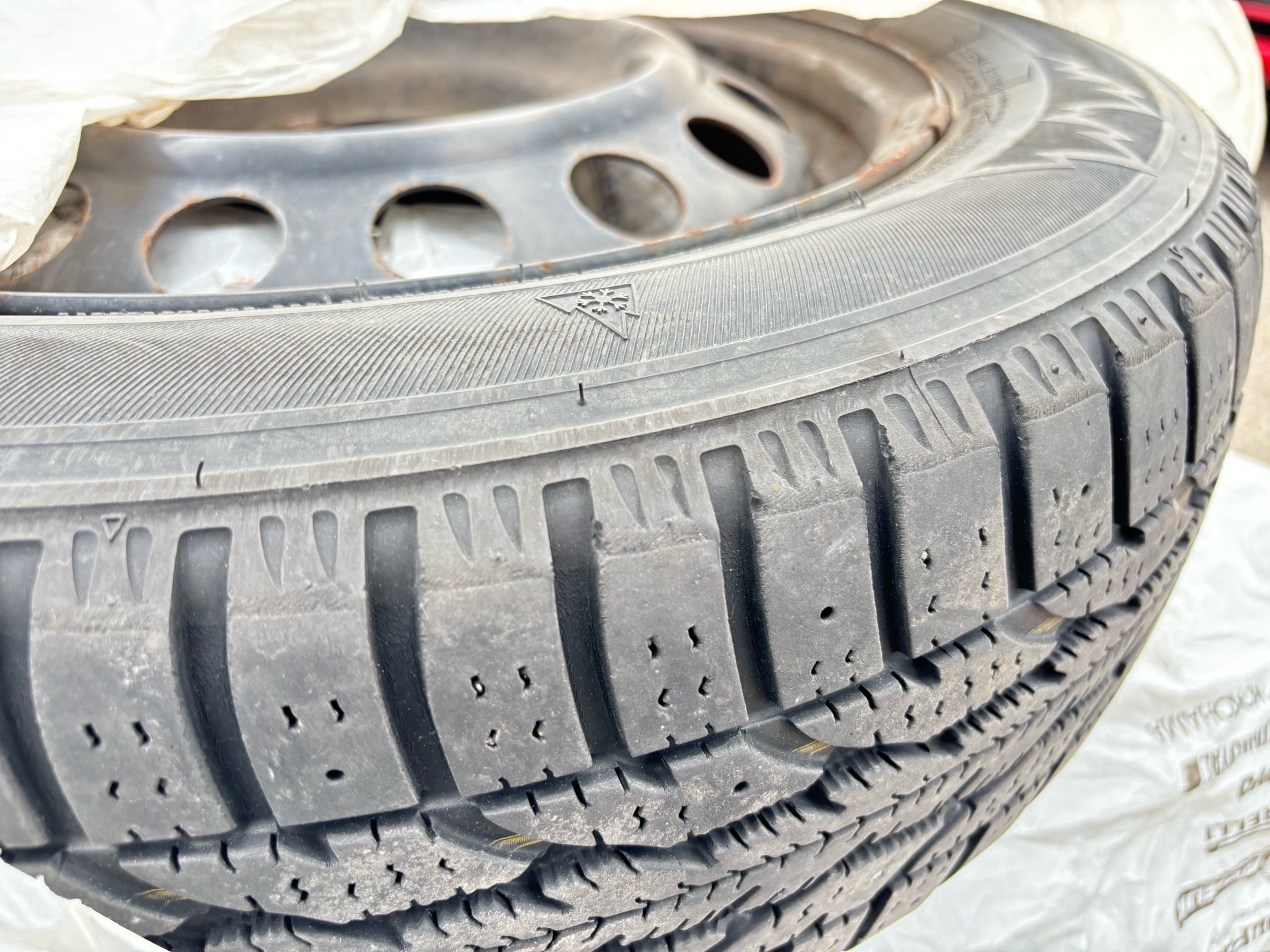 /rahmanmotors/2017-Toyota-Priusc-31393306934890863.jpg