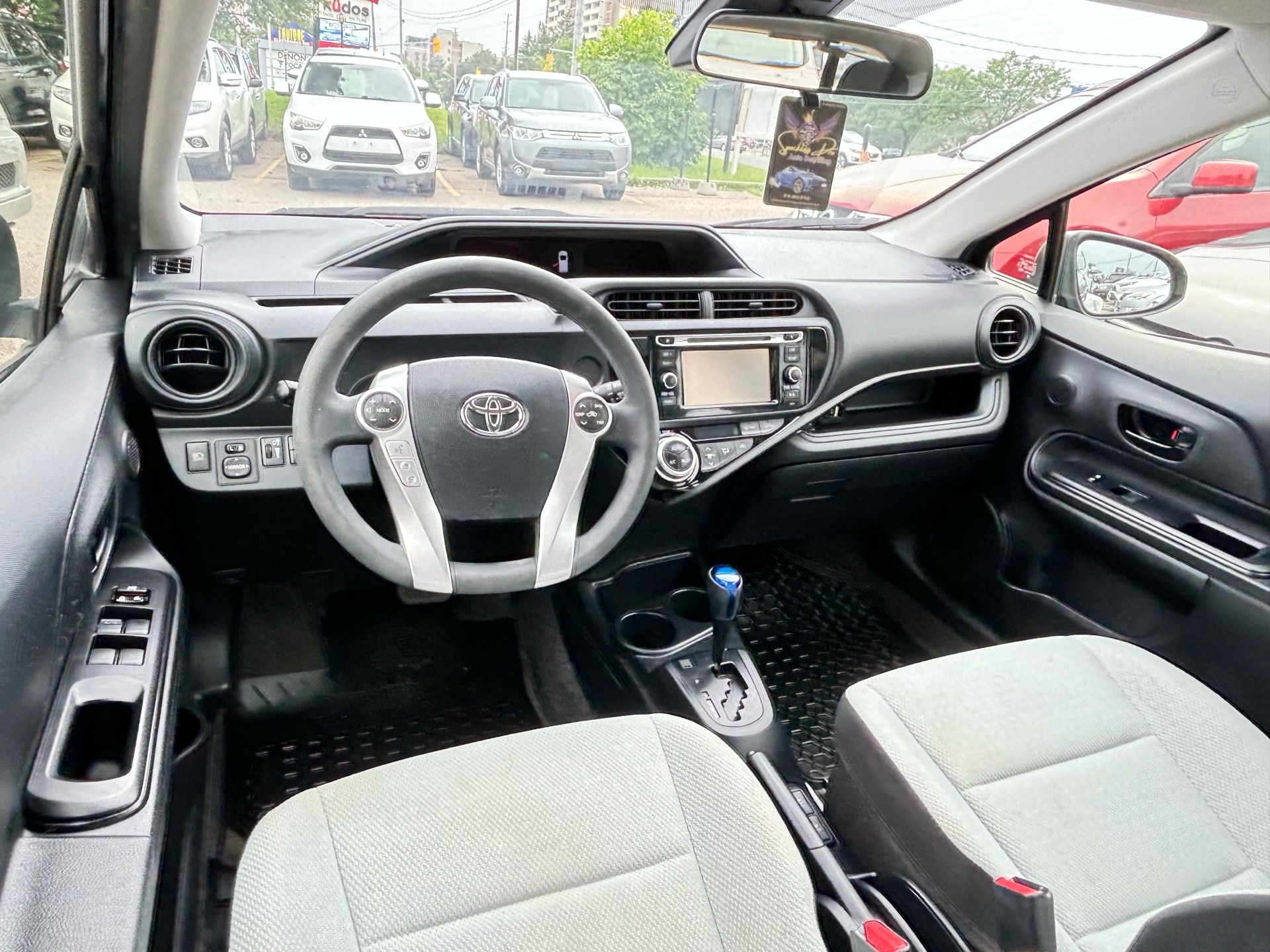 /rahmanmotors/2017-Toyota-Priusc-9683863544254538.jpg