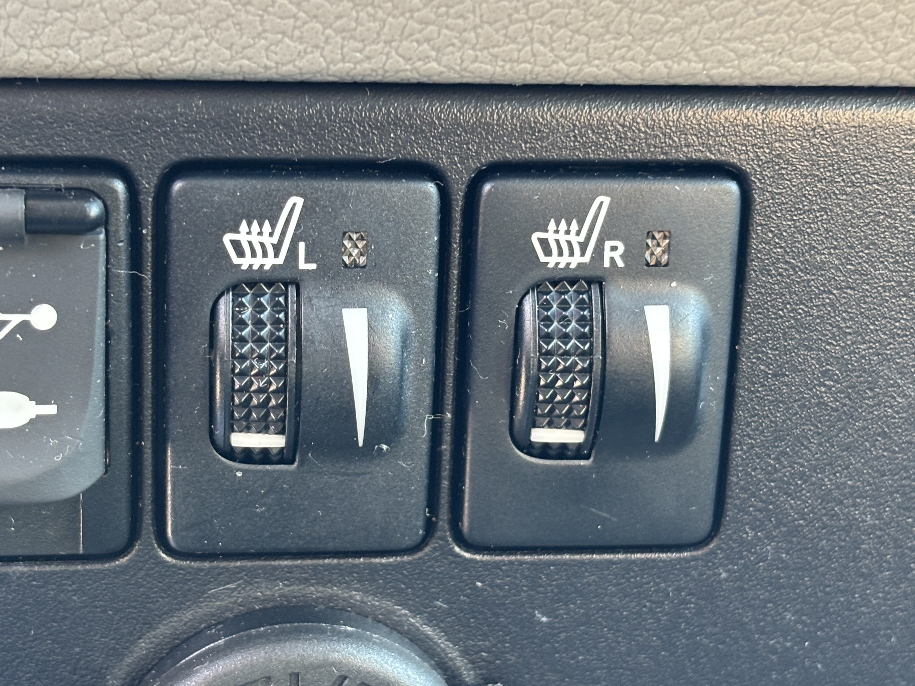 /rahmanmotors/2017-Toyota-Sienna-9303047421507482.jpg