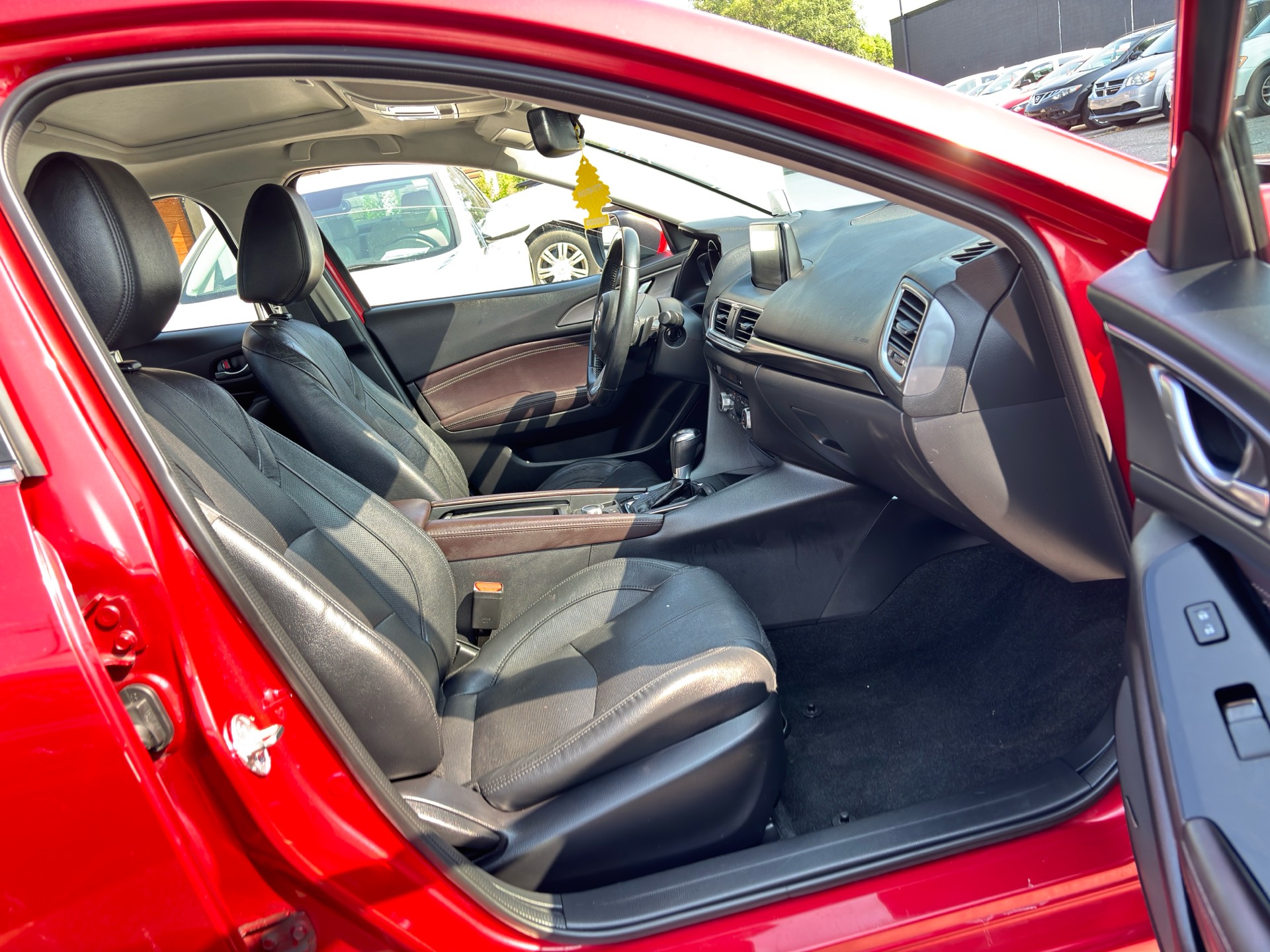 /rahmanmotors/2018-Mazda-Mazda3-16393635569273557.jpg