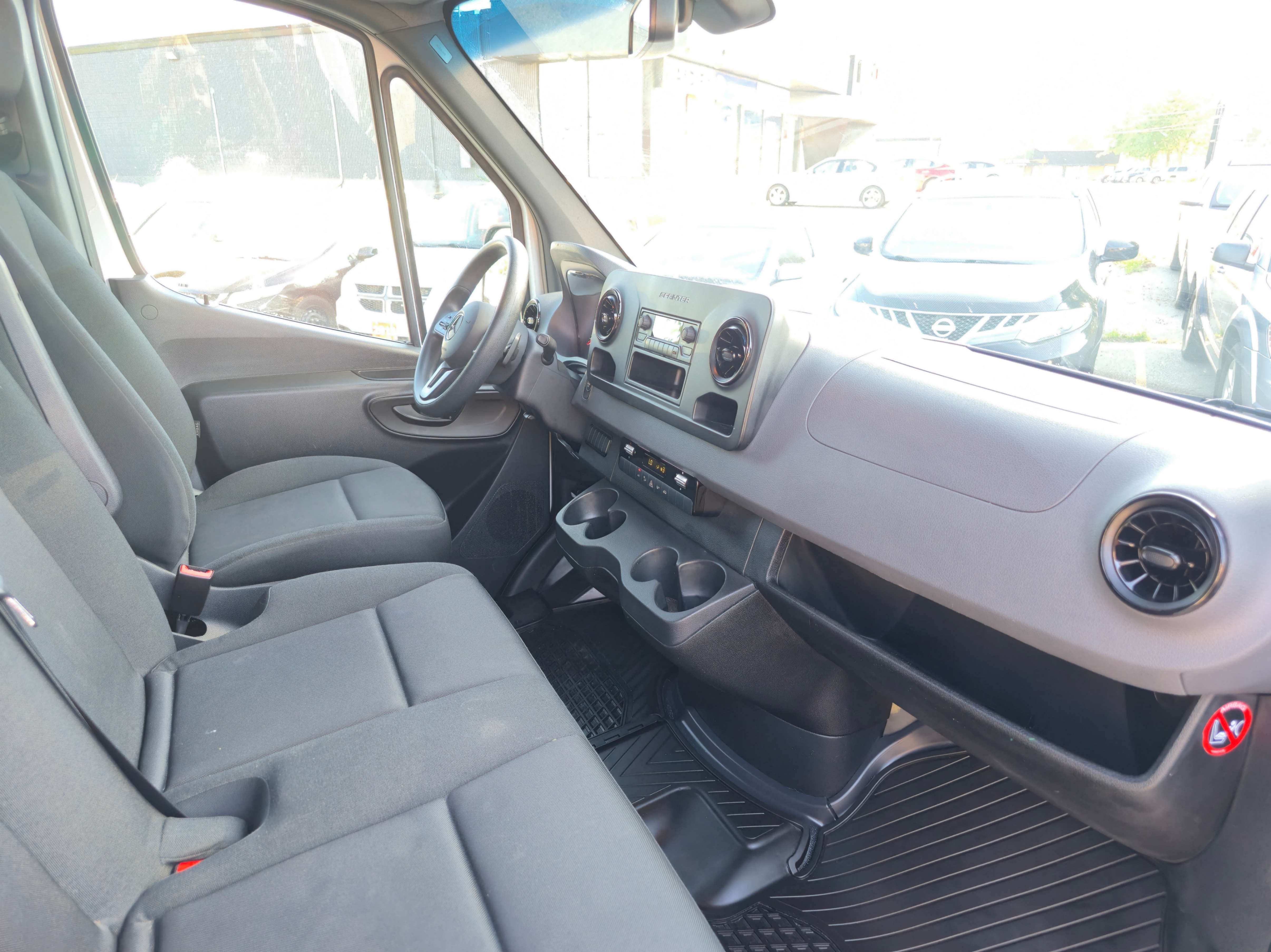 /rahmanmotors/2021-Mercedes-Benz-Sprinter-042460265566219846.jpg