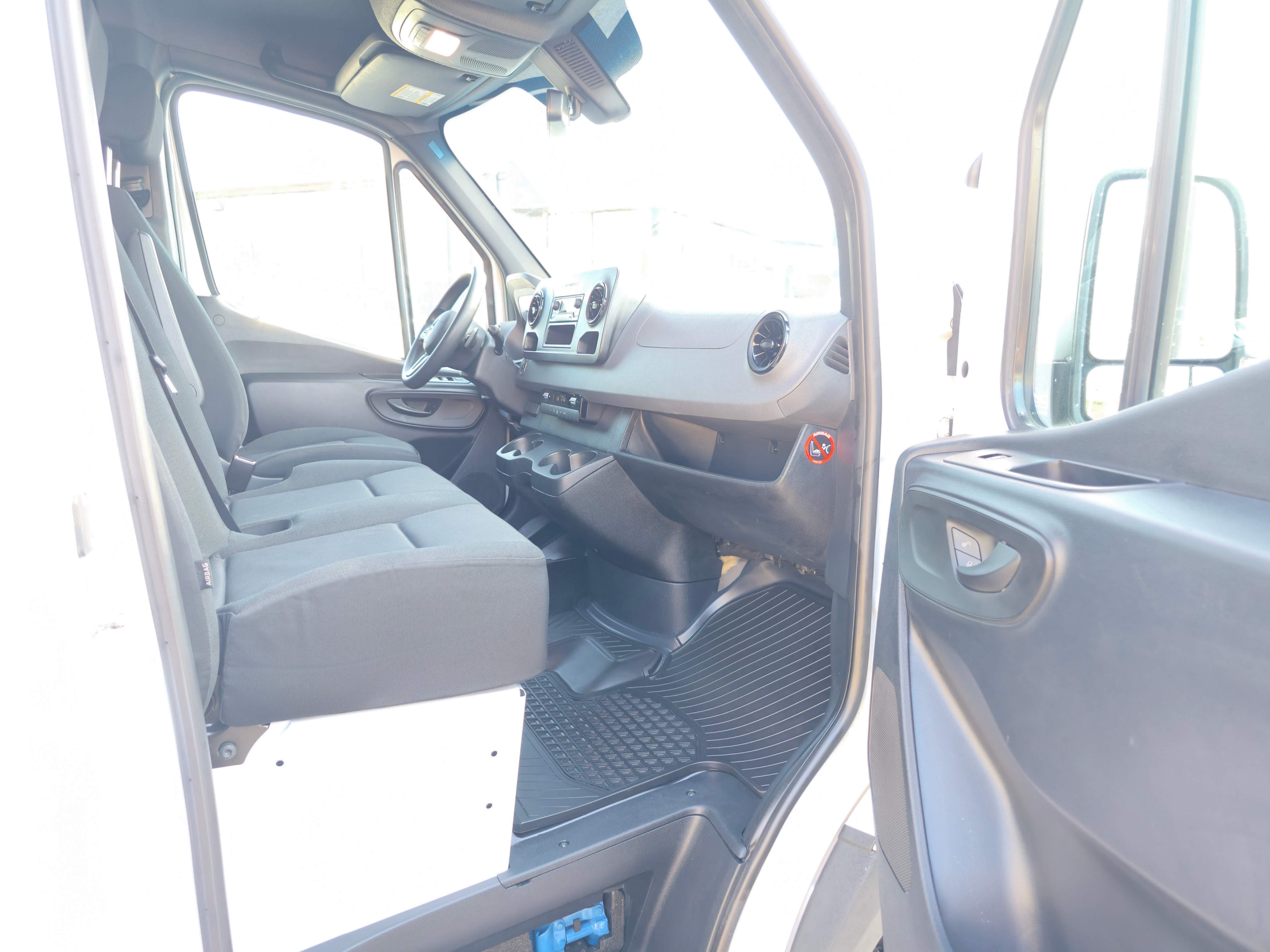/rahmanmotors/2021-Mercedes-Benz-Sprinter-11840482791413054.jpg