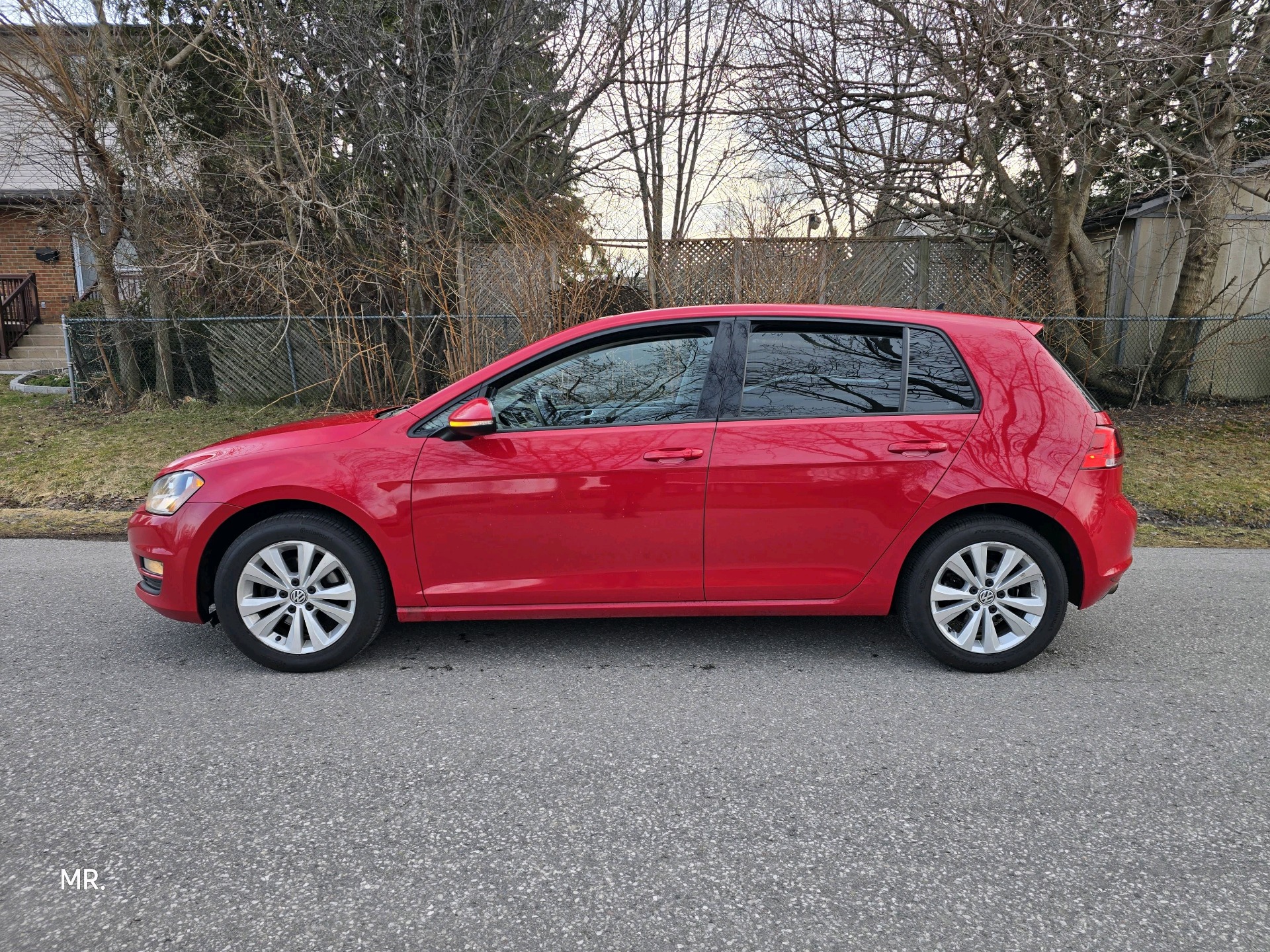 2016 Volkswagen Golf 1.8 TSI Remote Start ,Leather Heated Seats ,Navigation , Sunroof, Reverse Camera,Android Auto,CarPla