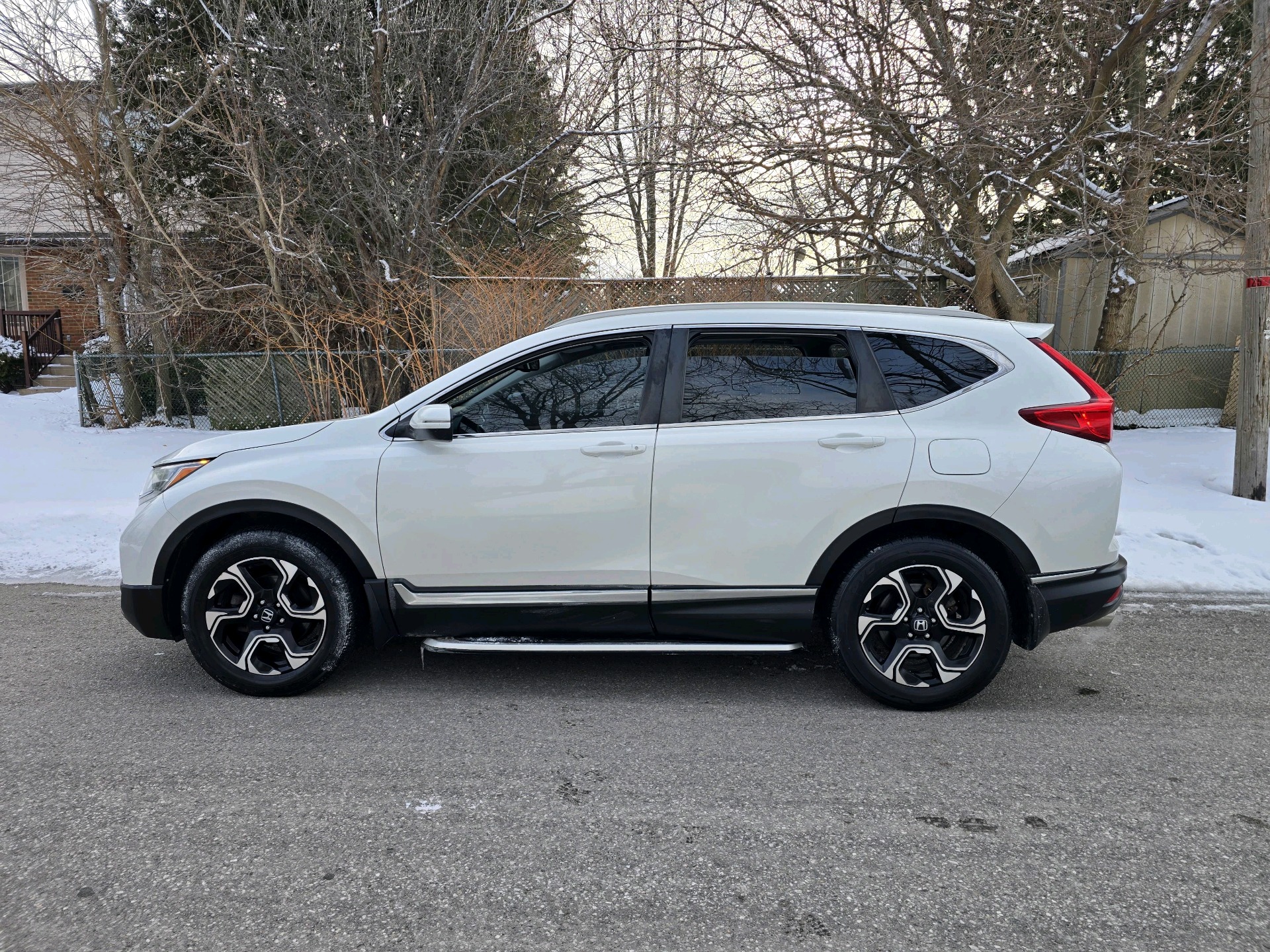 2019 Honda CR-V Touring Road Departure Mitigation (RDM), Remote Start ,Leather Heated Seats , Adaptive Cruise Contro