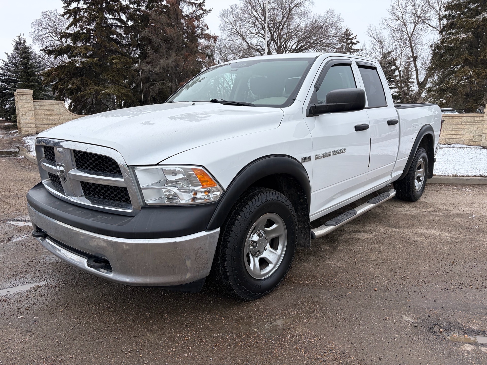 2012 RAM 1500 4WD Quad Cab, ONLY *** 127KM ***, ONE OWNER, NO ACCIDENTS