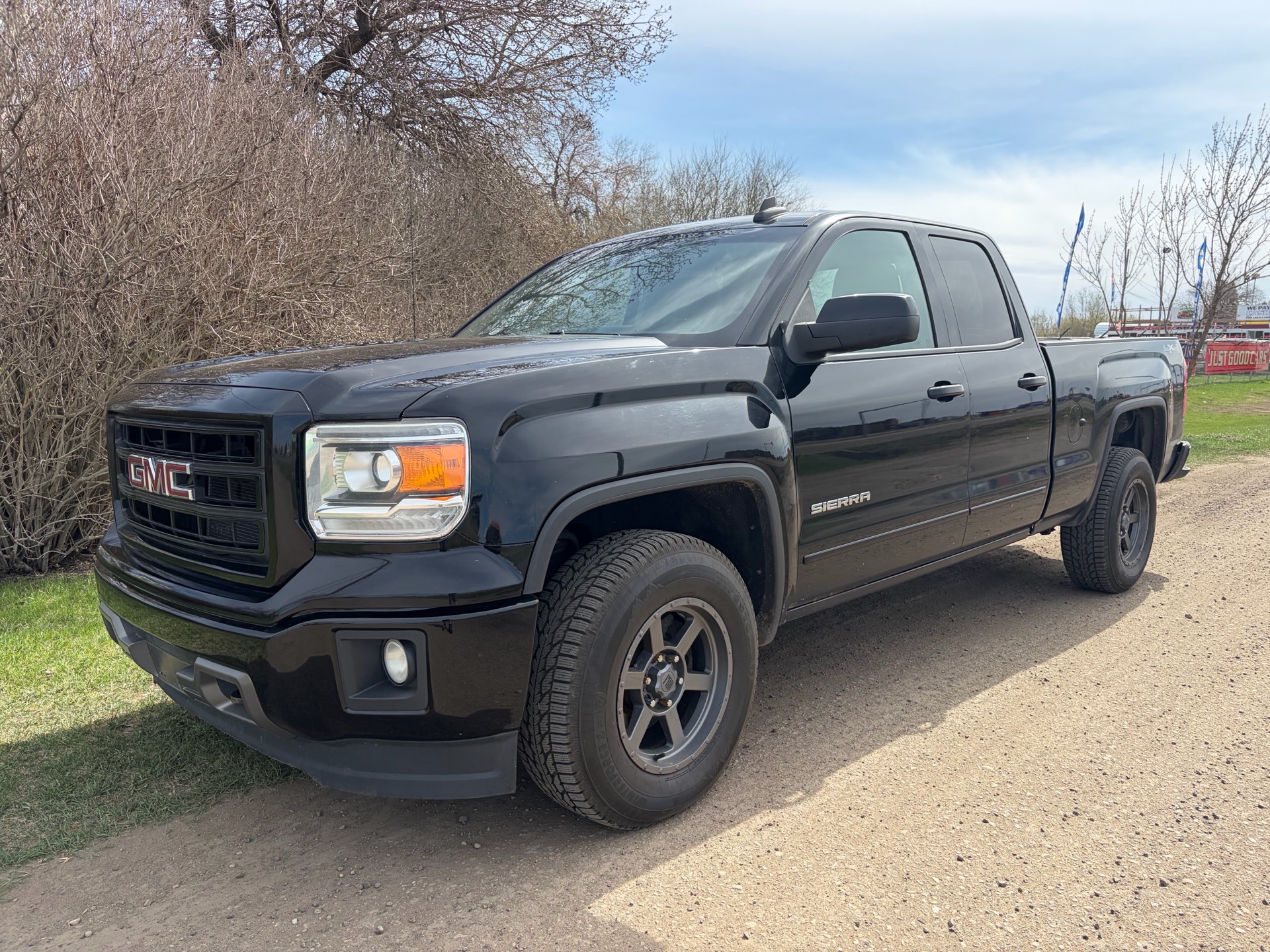 2015 GMC Sierra 1500 4x4 Double Cab 143.5"