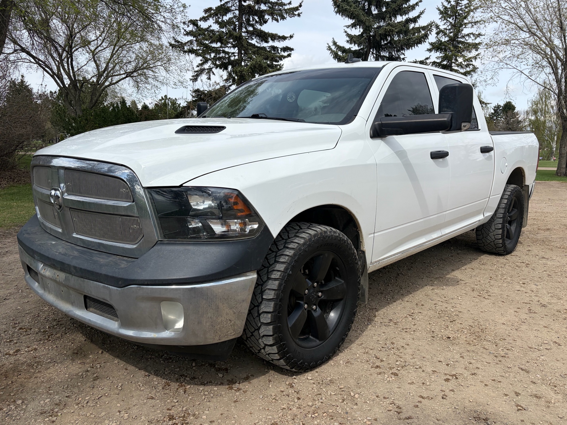 2019 RAM 1500 TRADESMAN, 4x4,  Crew Cab, ONE OWNER, NO ACCIDENTS