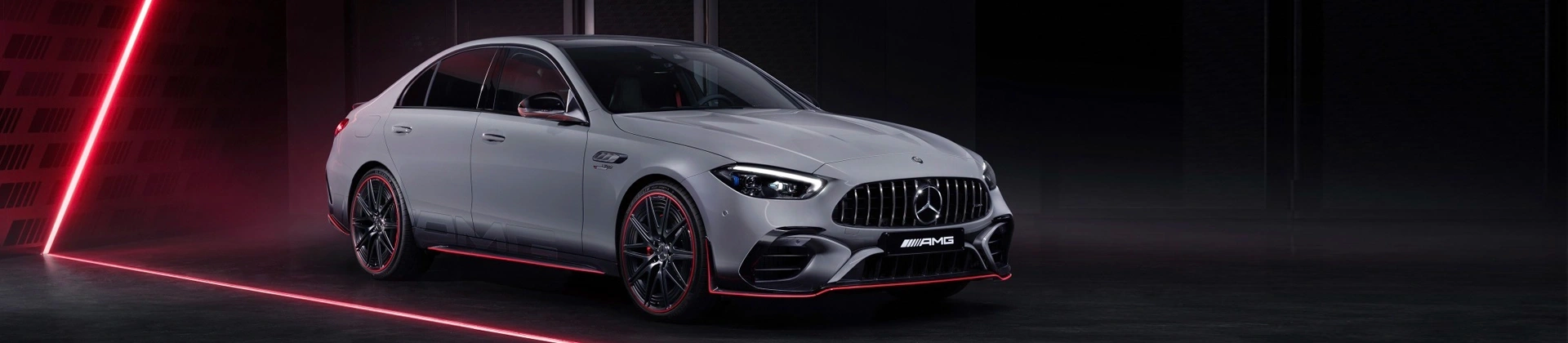https://image123.azureedge.net/royaldrivemotors/22477945666779697-About-us.webp