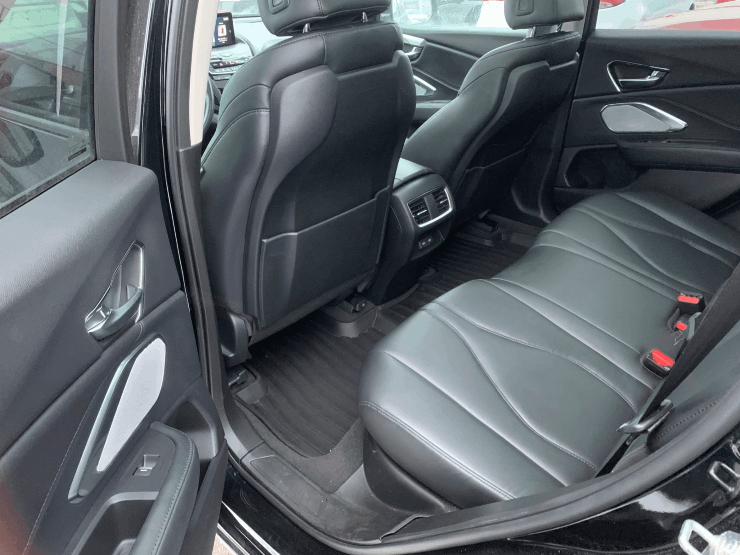 /royaltyenterprises/2024-Volvo-XC60-666421536232519.jpg