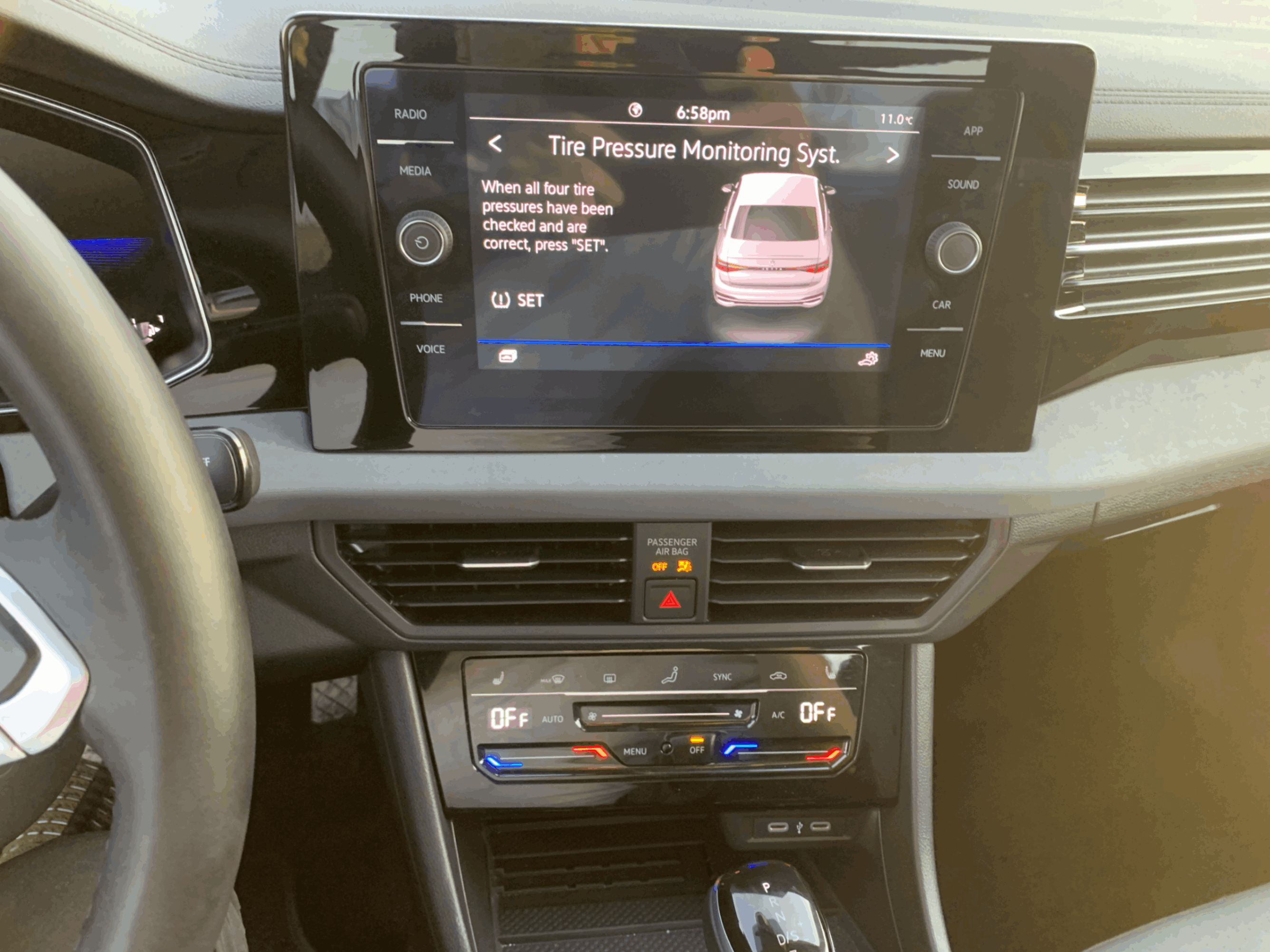 /royaltyenterprises/2025-Volkswagen-Jetta-12934243368263298.jpg