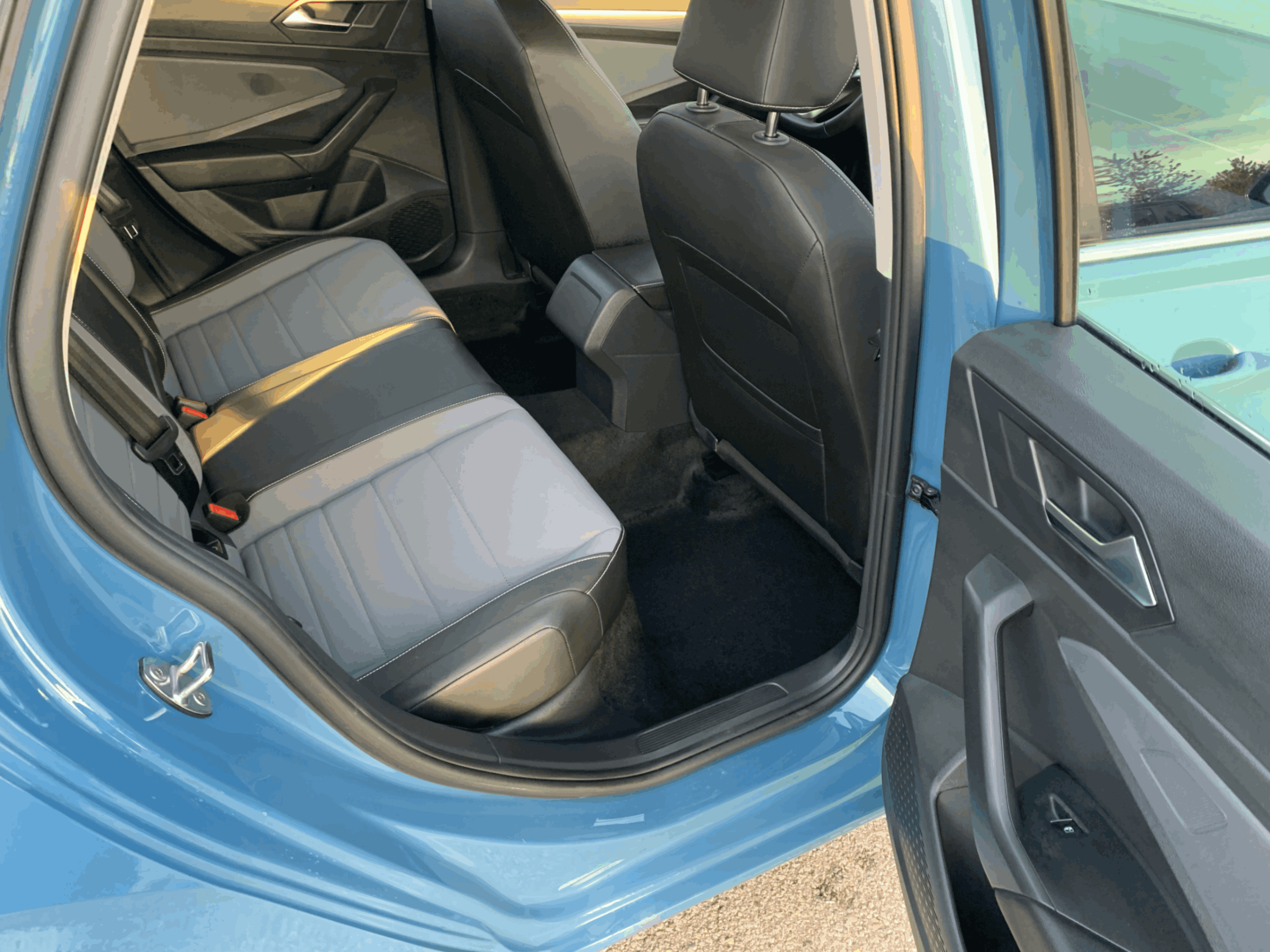 /royaltyenterprises/2025-Volkswagen-Jetta-27215850700600464.jpg