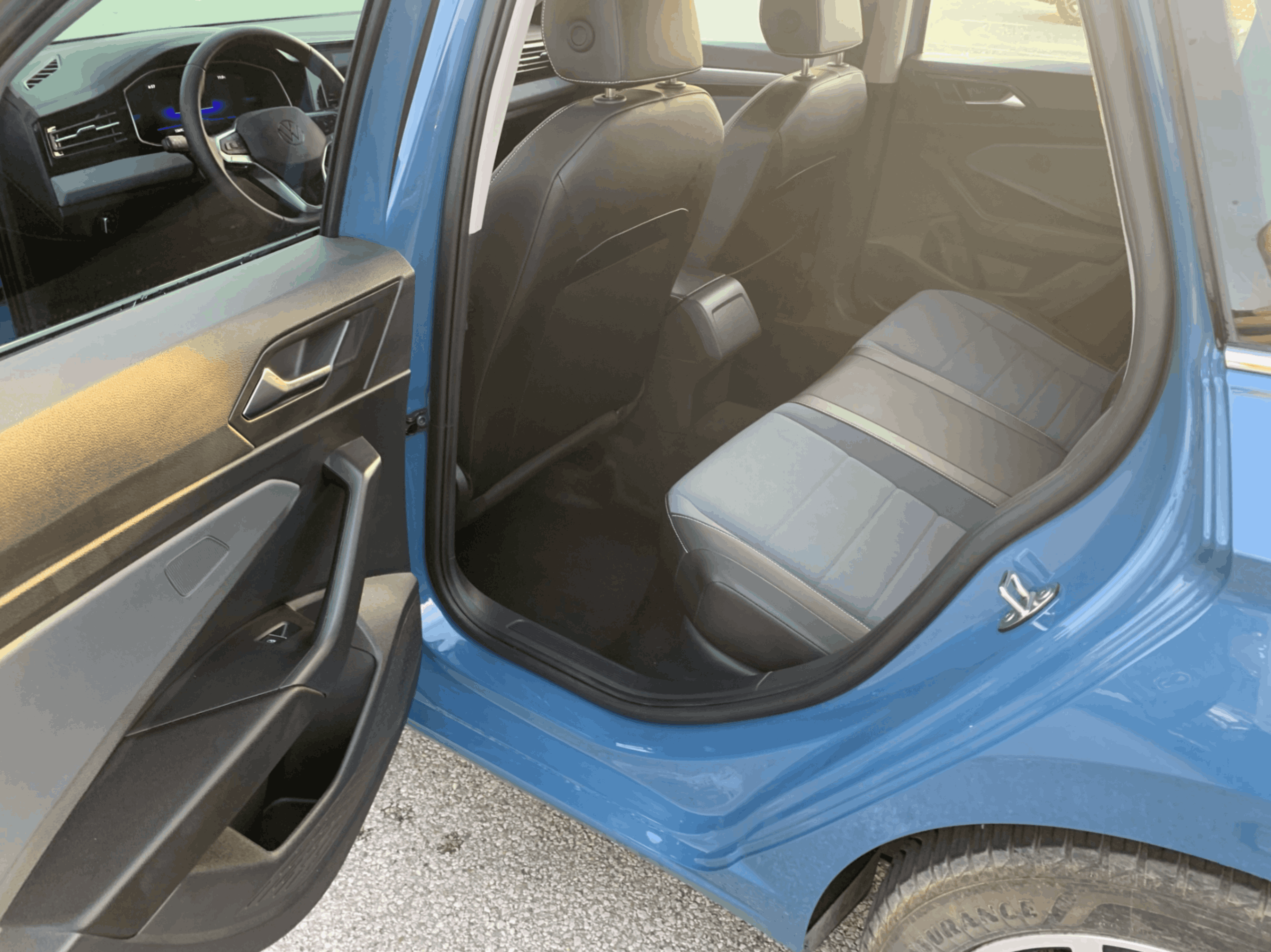 /royaltyenterprises/2025-Volkswagen-Jetta-8430828687678444.jpg