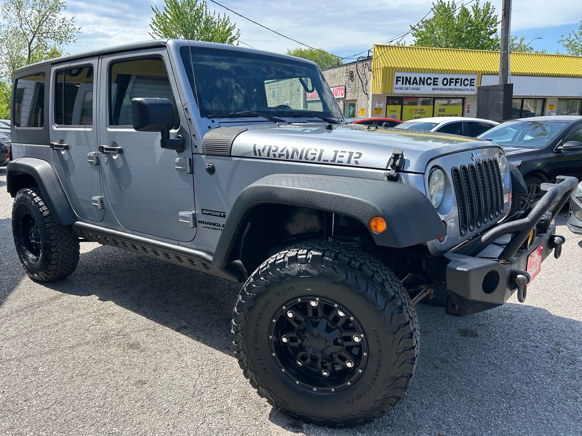 2013 Jeep Wrangler Unlimited Sahara Sport/4WD/NAVI/BLUETOOTH/ALLOYS