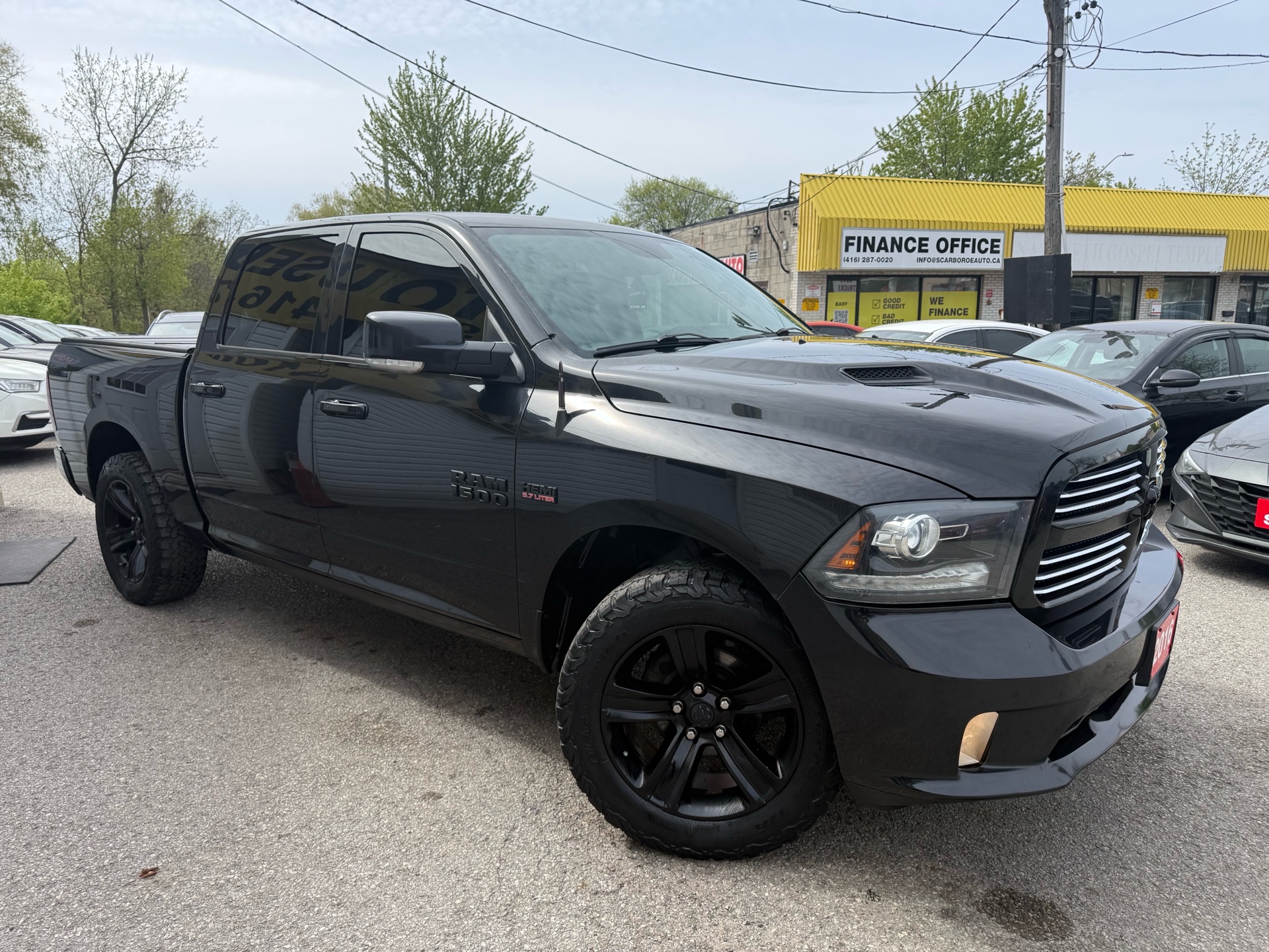 2016 RAM 1500 SPORT/CREW CAB/4WD/LEATHER/NAVI/CAMERA/4D/P.GROUB/BLUETOOTH/FOG LIGHTS/ALLOYS/