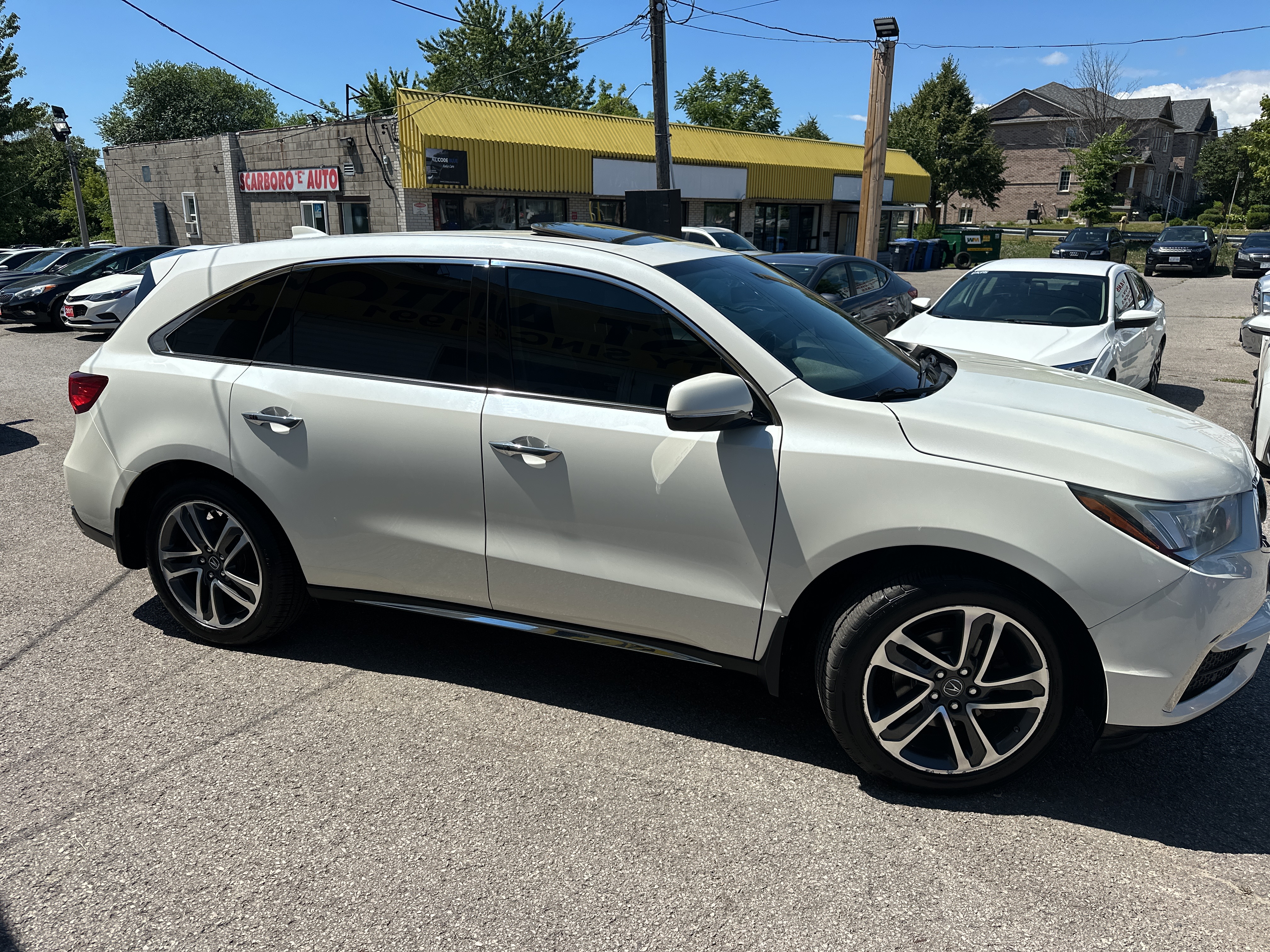 2017 Acura MDX SH-AWD/Tech Pkg/NAVI/CAMERA/7 PASSENGERS/LEATHER/ROOF/DVD/POWER&HEATED SEATS/BLUE TOOTH/FOG LIGHTS/A