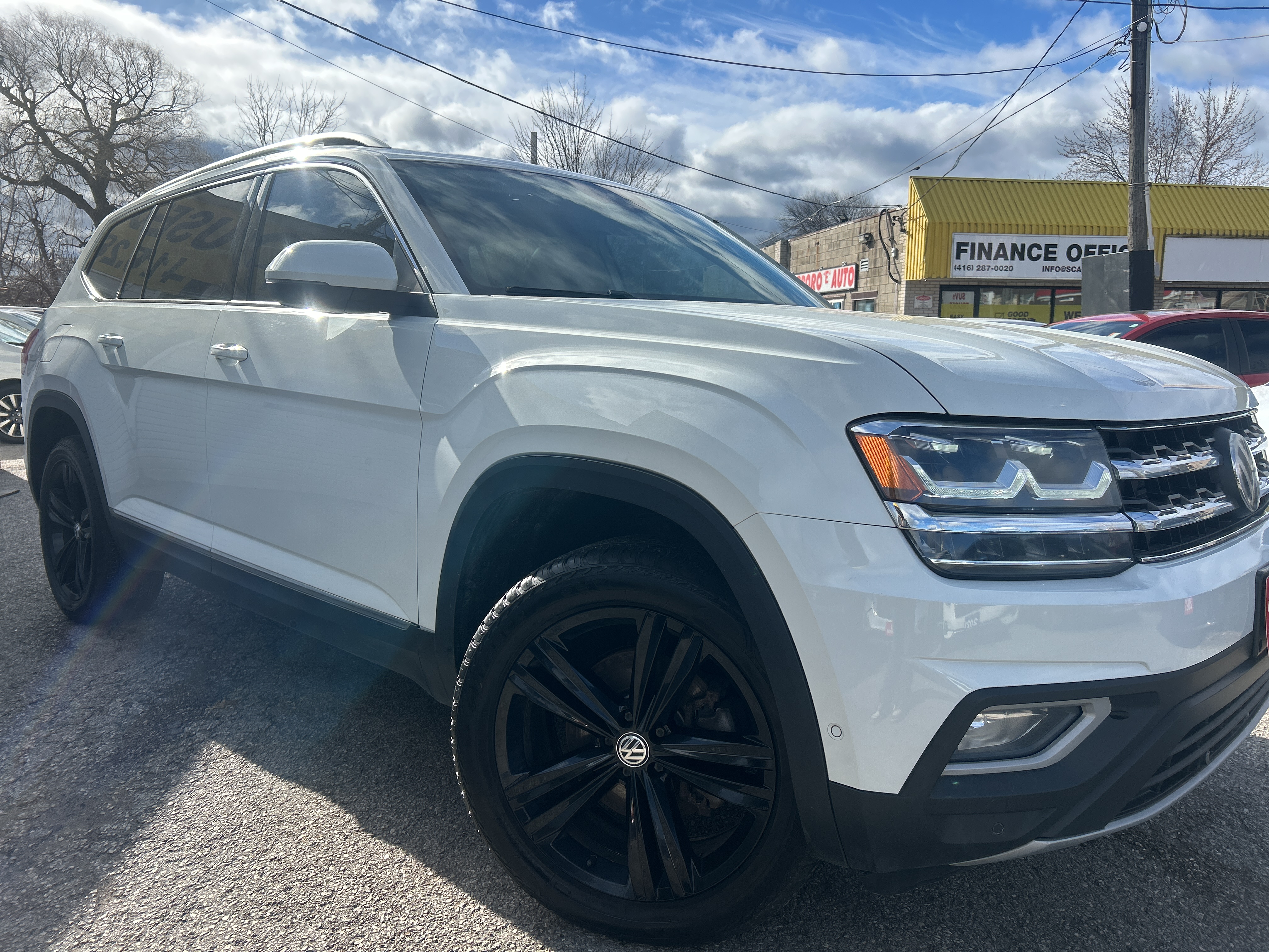 2018 Volkswagen Atlas EXCELINE/NAVI/CAMERA/POWER&HEATED SEATS/LEATHER/PANORAMIC ROOF/BLUETOOTH/CAPTAIN SEATS/CLEAN CAR FAX