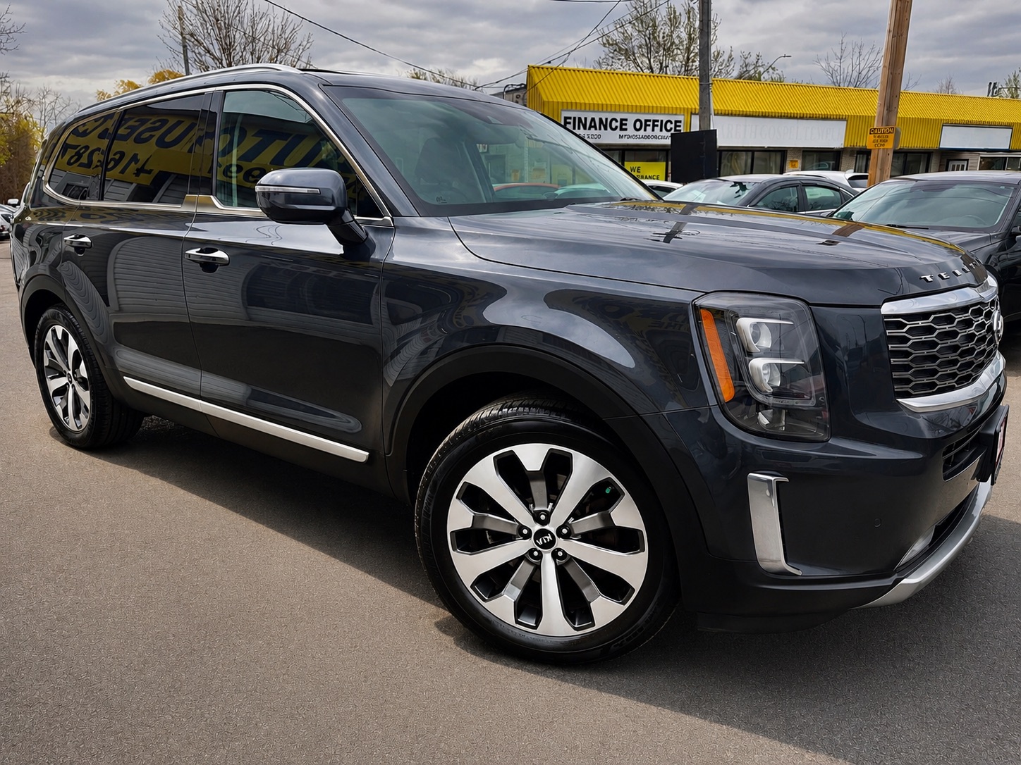 2020 Kia Telluride SX/AWD/NAVI/CAMERA/LEATHER/ROOF/POWER&HEATED SEATS/BLUE TOOTH/POWER GROUP/7 PASSENGERS/FOG LIGHTS/AL