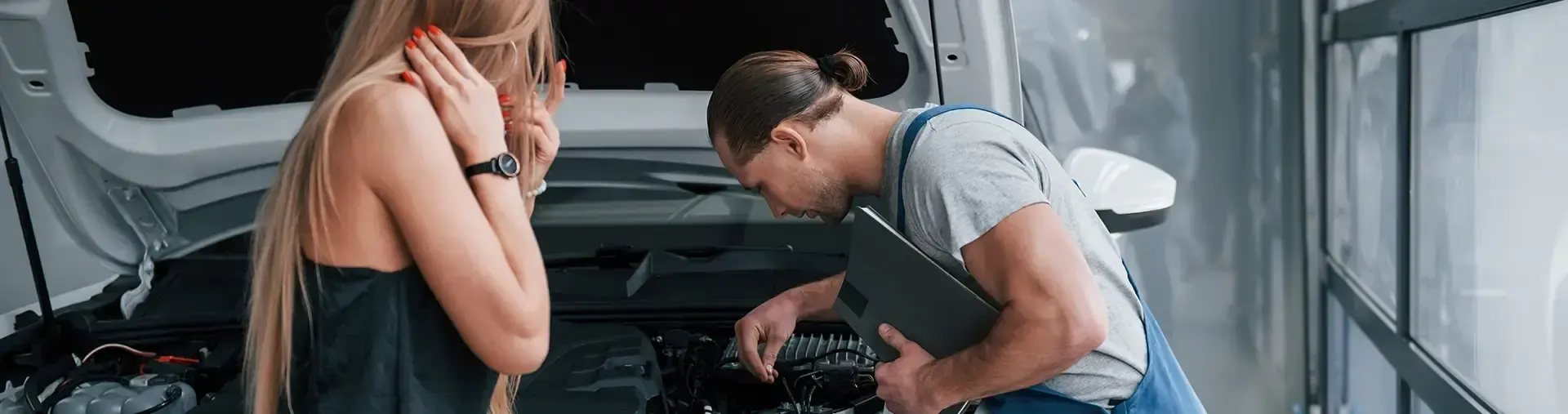 https://image123.azureedge.net/sellmycar/9360408265152909-service.webp