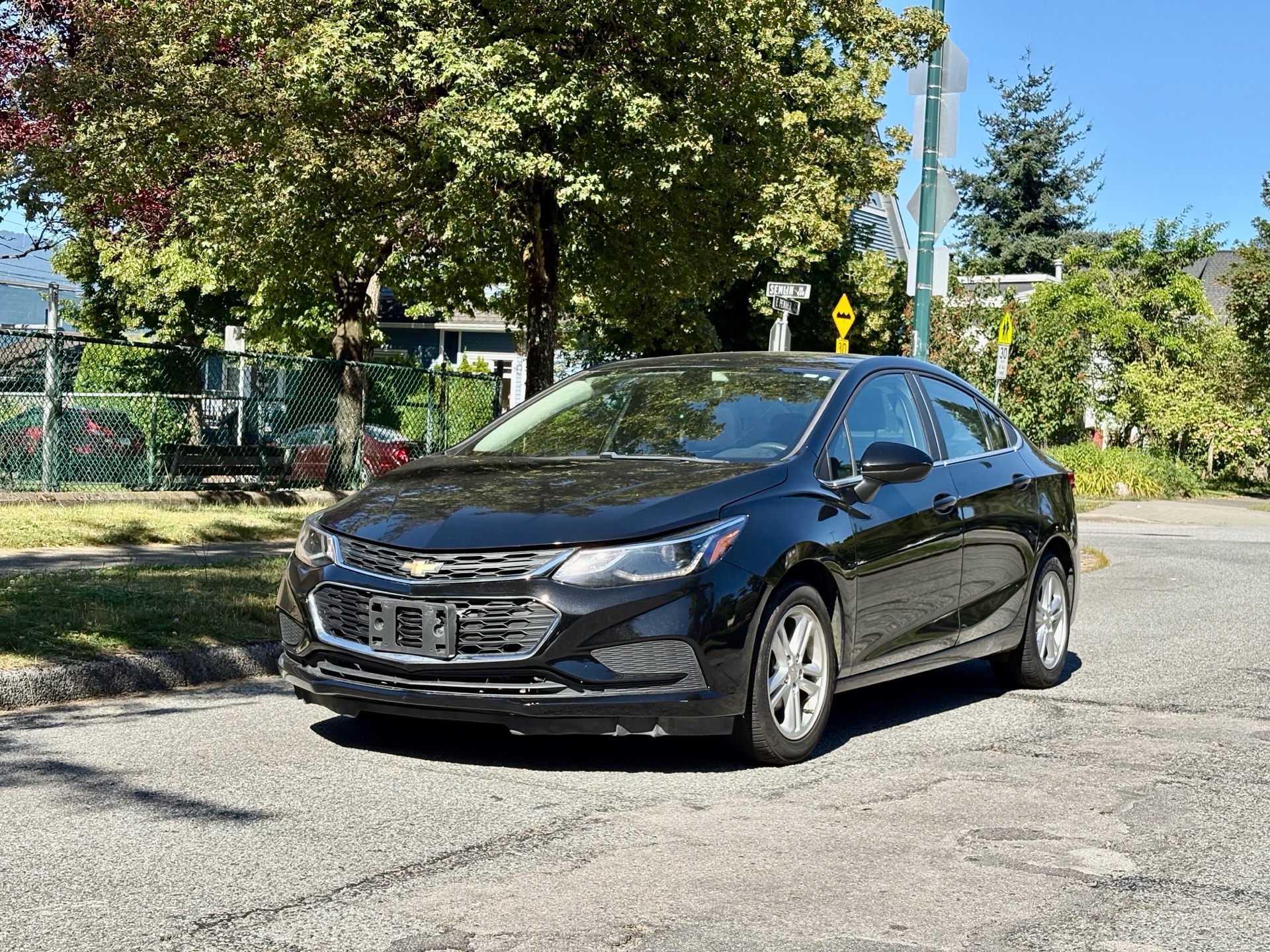 Voxcar CHEVROLET Cruze SEDAN in Black, VANCOUVER