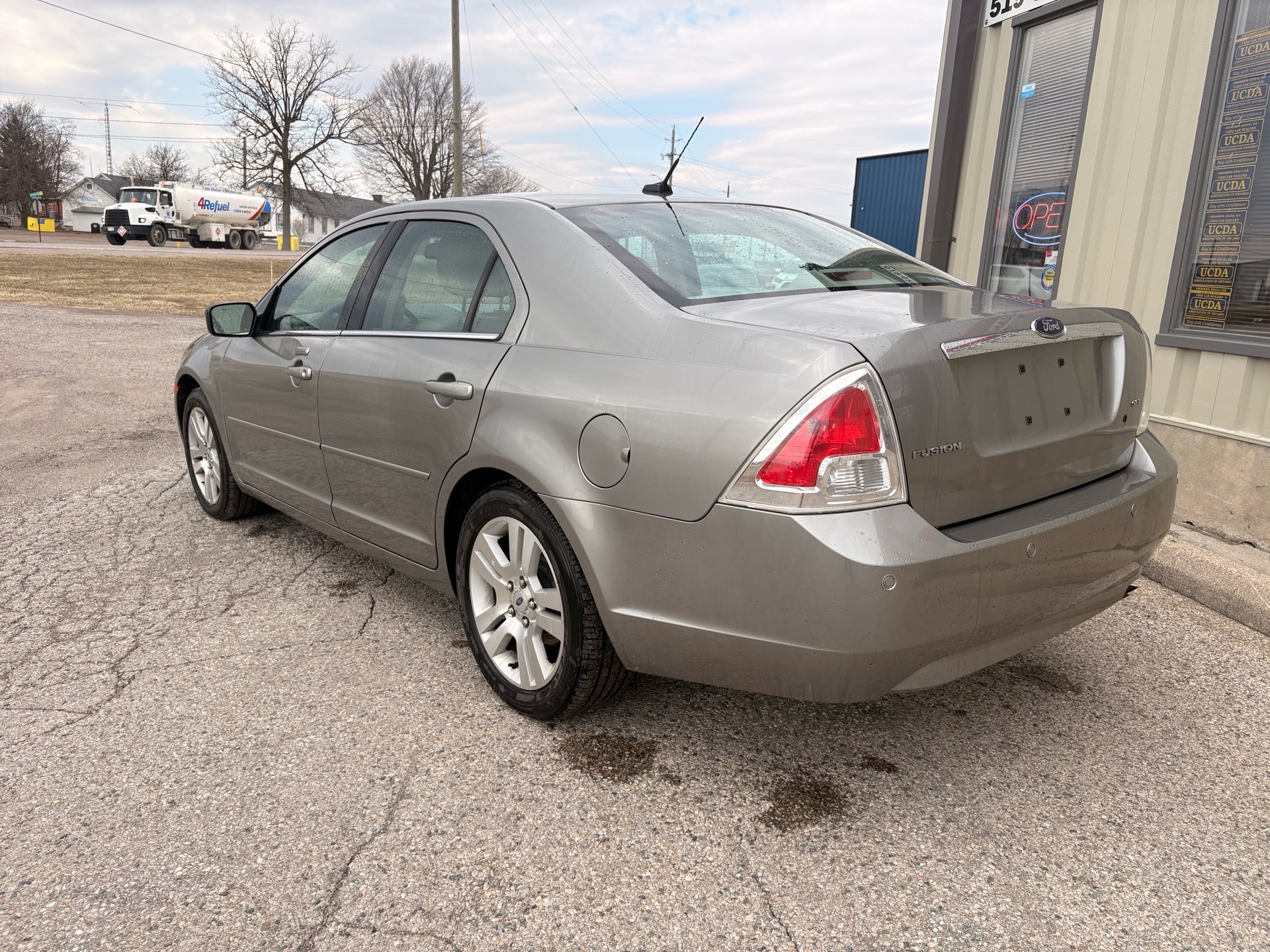 /skymotorscanada/2009-Ford-Fusion-11939543338531733.jpg
