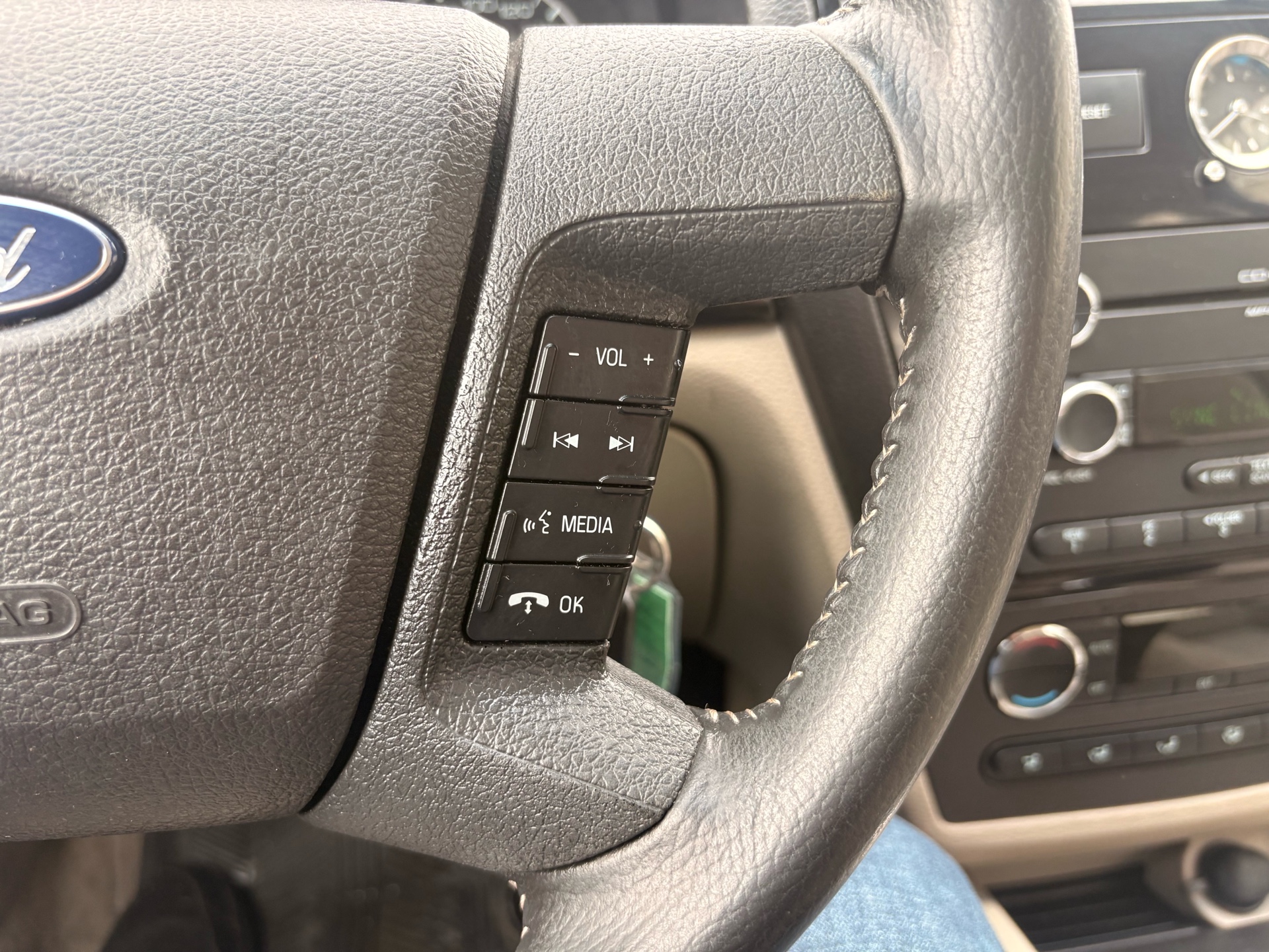 /skymotorscanada/2009-Ford-Fusion-746384346695919.jpg