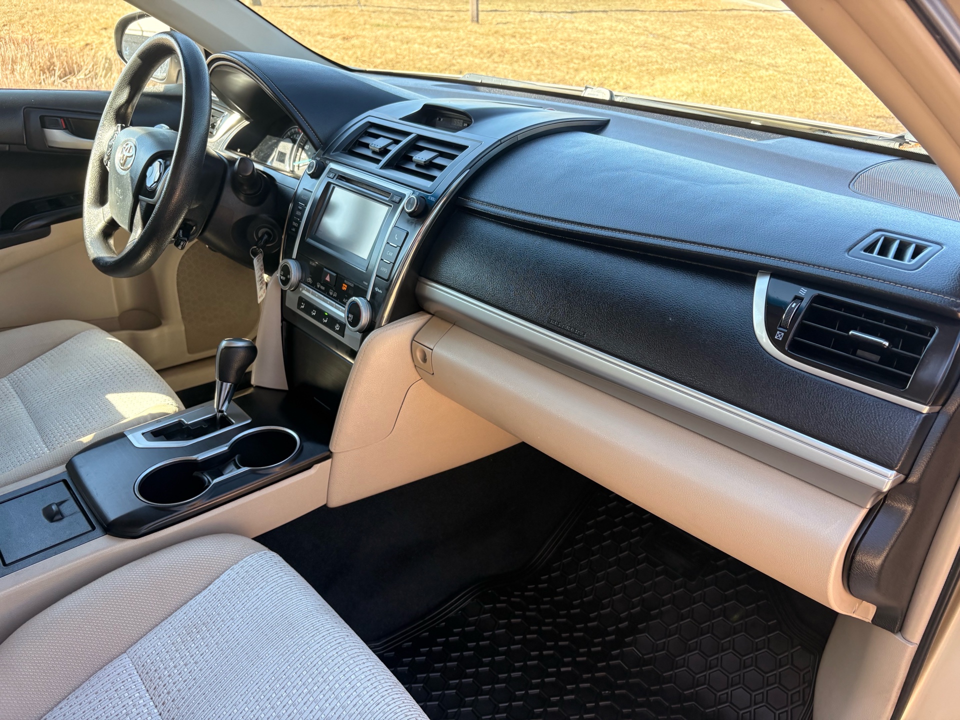 /skymotorscanada/2012-Toyota-Camry-08116775566023349.jpg