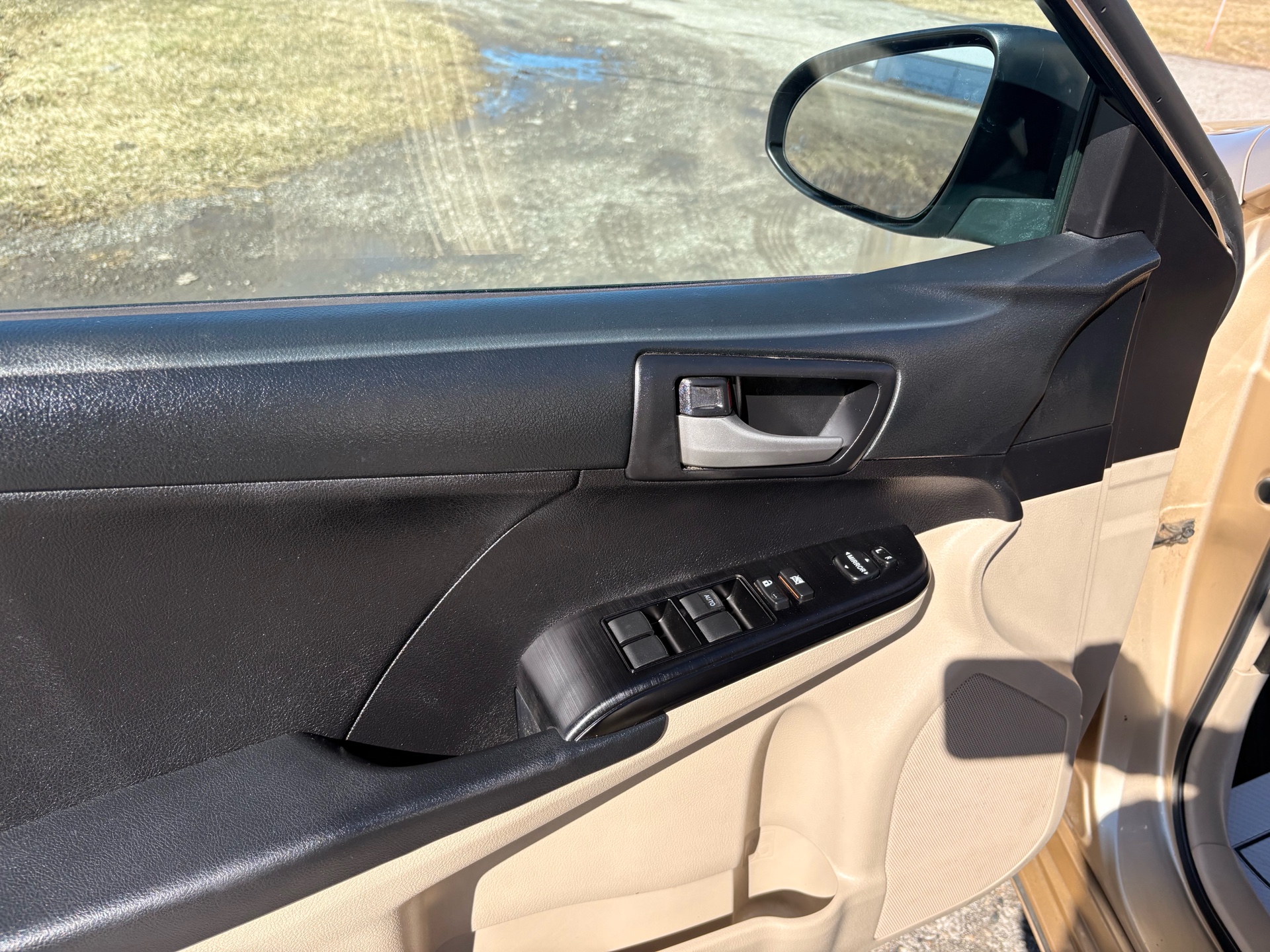 /skymotorscanada/2012-Toyota-Camry-6072767089745927.jpg