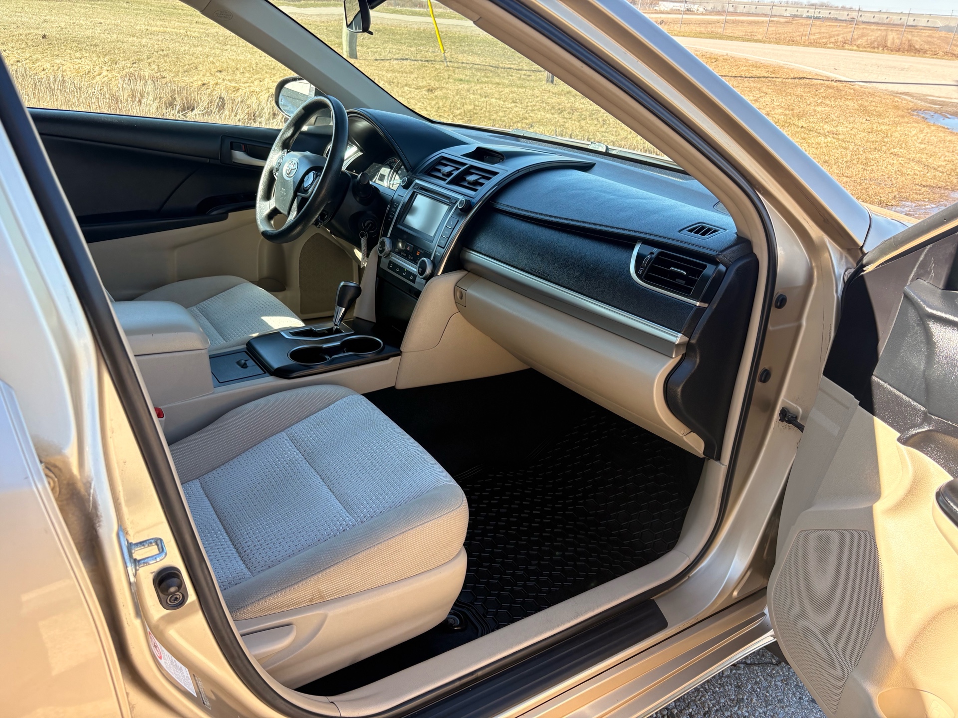 /skymotorscanada/2012-Toyota-Camry-6211078540721024.jpg