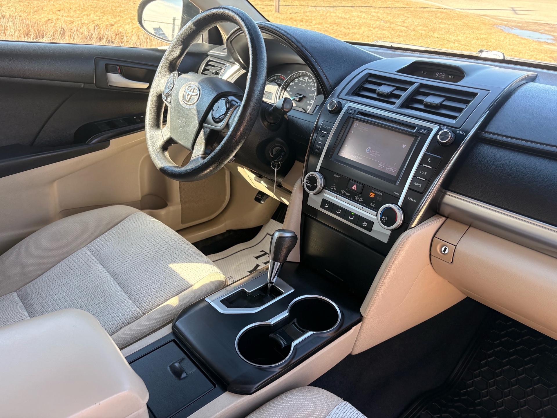 /skymotorscanada/2012-Toyota-Camry-6637928644951641.jpg