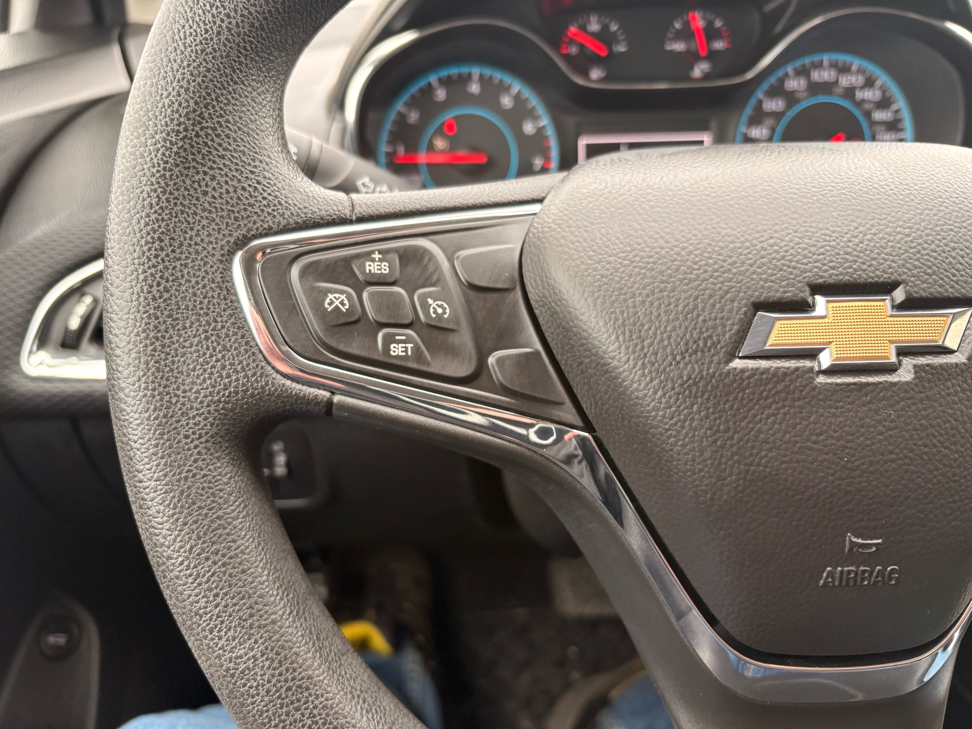 /skymotorscanada/2016-Chevrolet-Cruze-7916507054389463.jpg