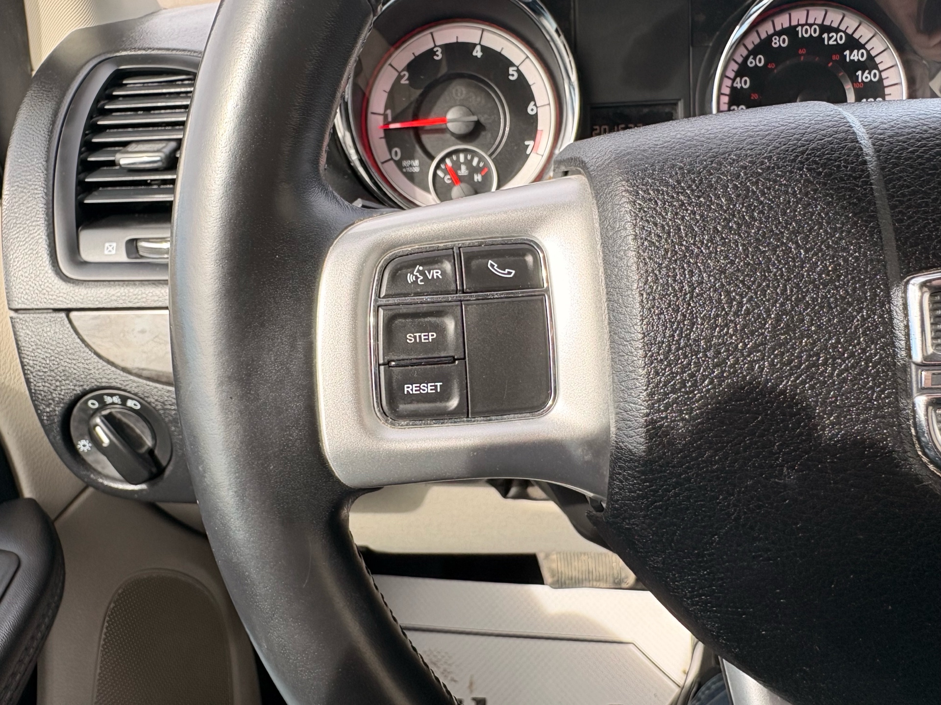 /skymotorscanada/2017-Dodge-GrandCaravan-34442168215268043.jpg