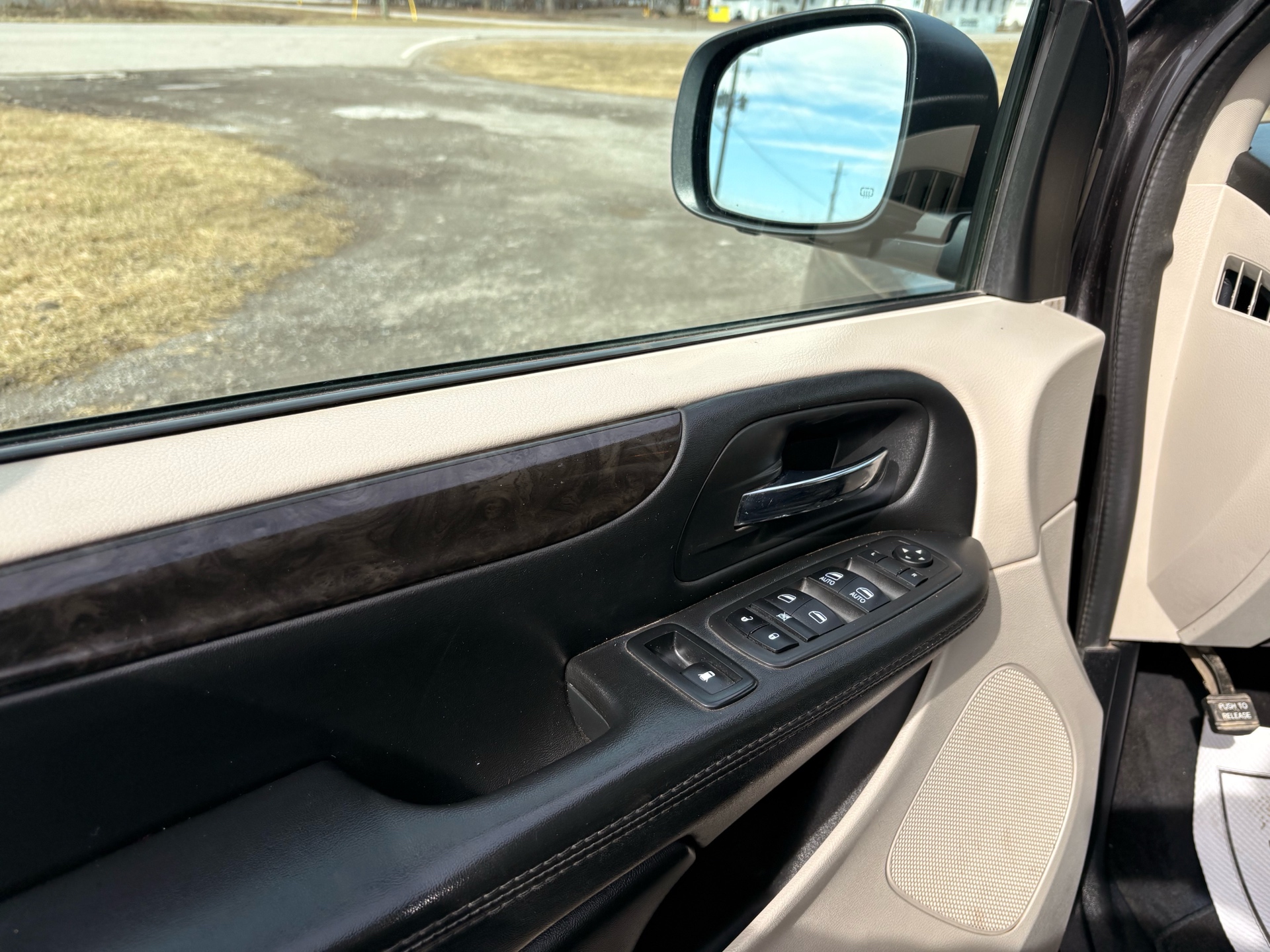 /skymotorscanada/2017-Dodge-GrandCaravan-48659434713433547.jpg