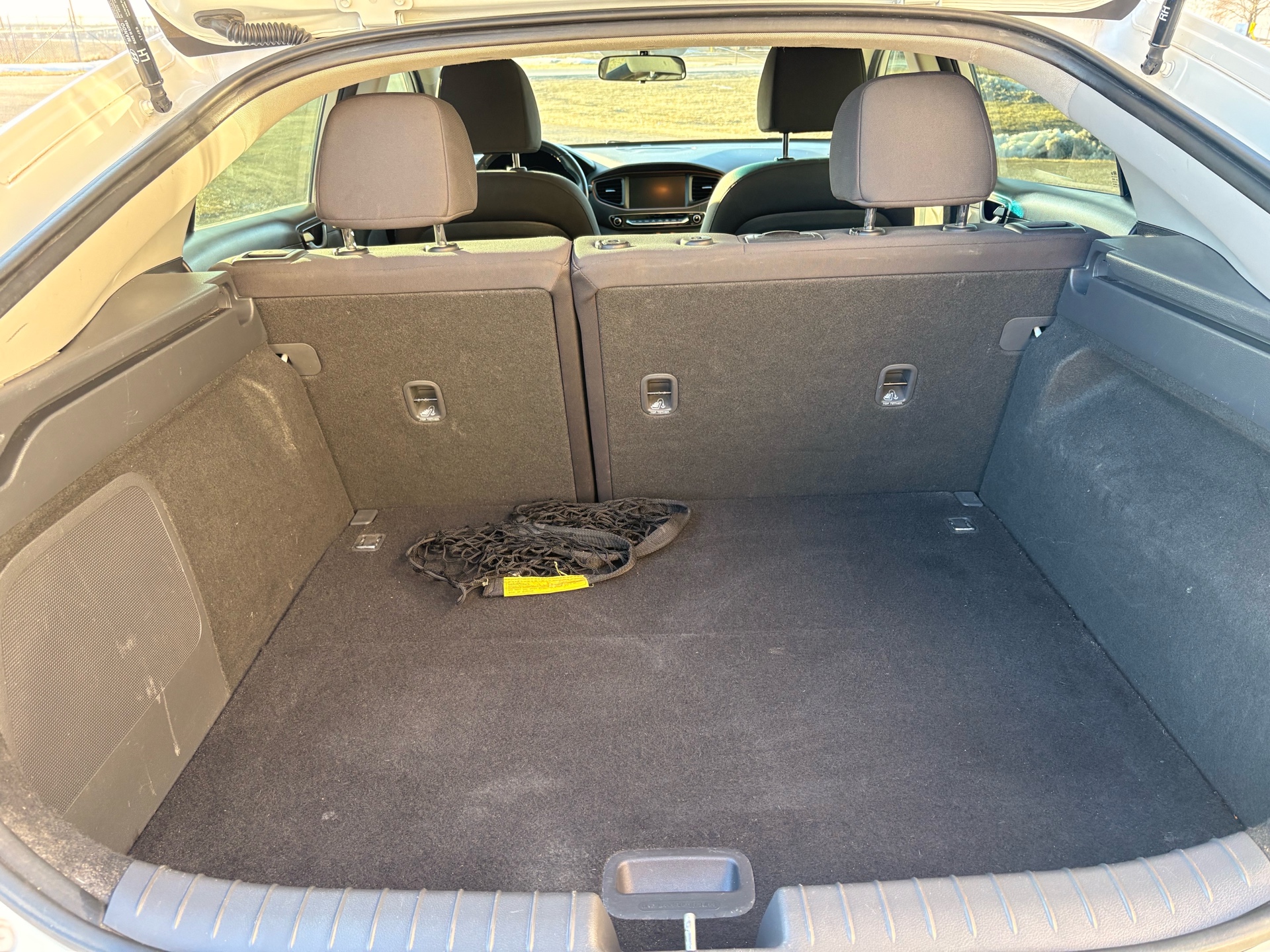 /skymotorscanada/2017-Hyundai-IoniqElectric-0564796893746764.jpg