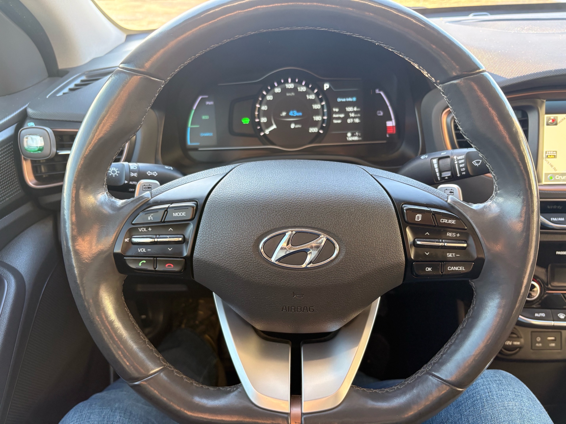 /skymotorscanada/2017-Hyundai-IoniqElectric-8114429074336427.jpg