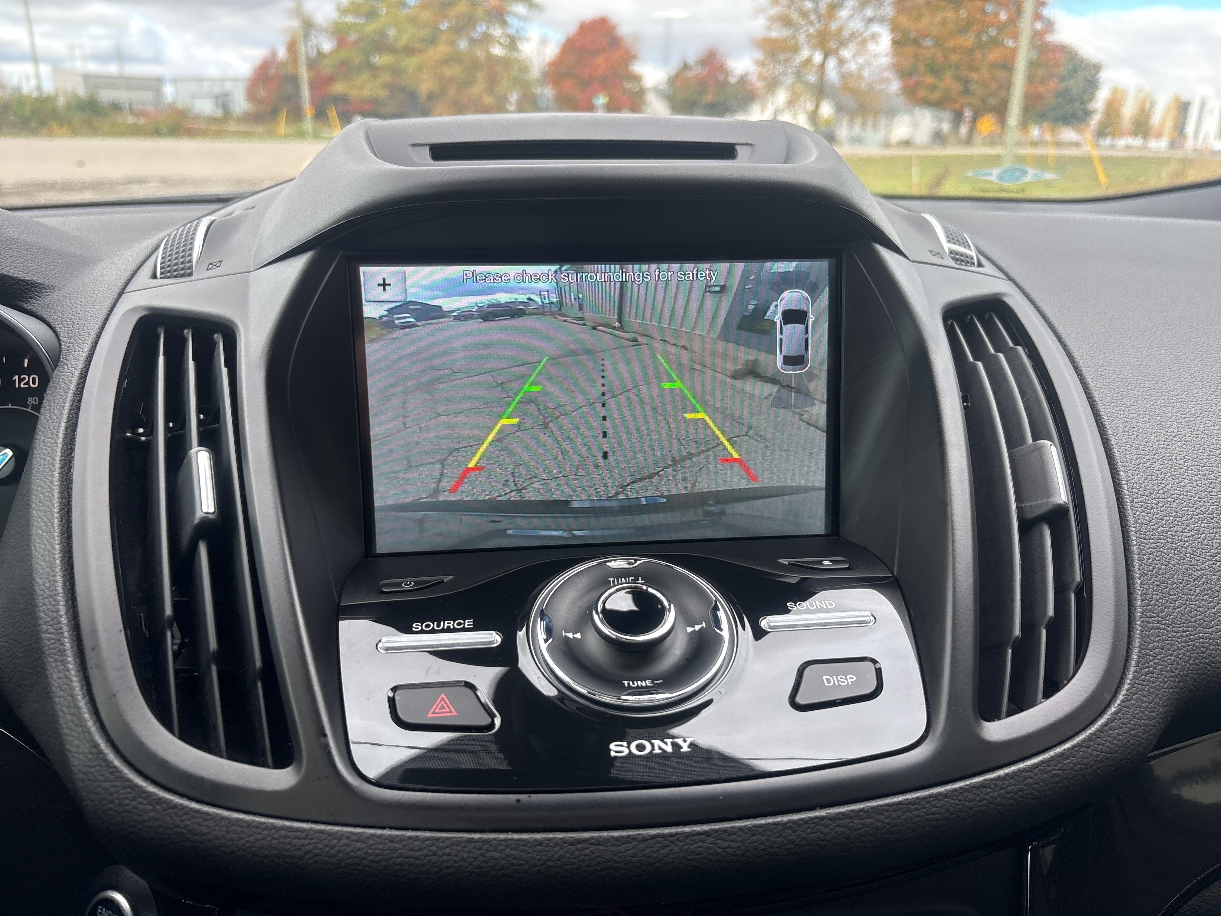 /skymotorscanada/2018-Ford-Escape-27969893718140915.jpg